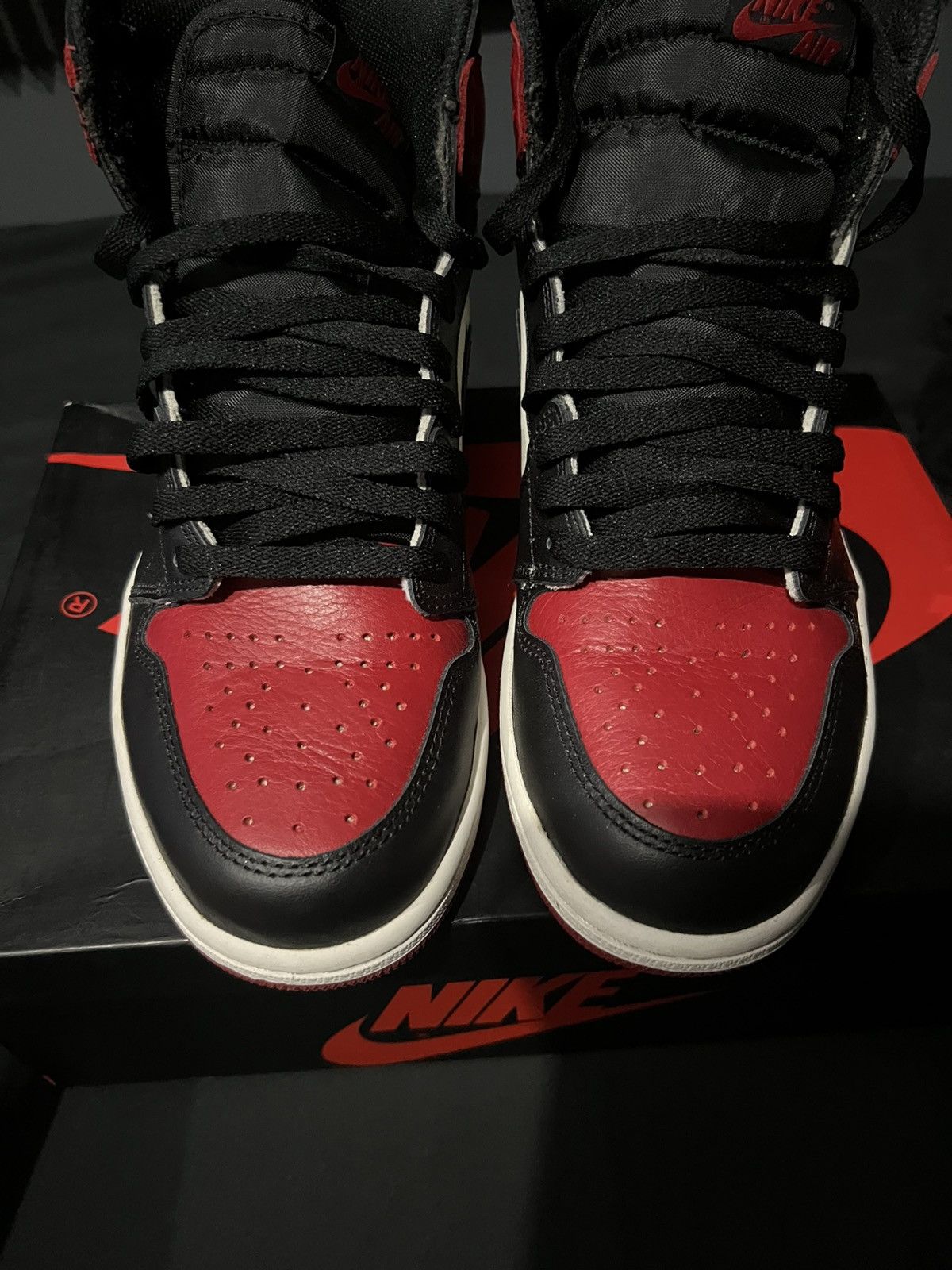 Jordan Brand Air Jordan 1 Bred Toe Size US 9 / EU 42 - 3 Thumbnail
