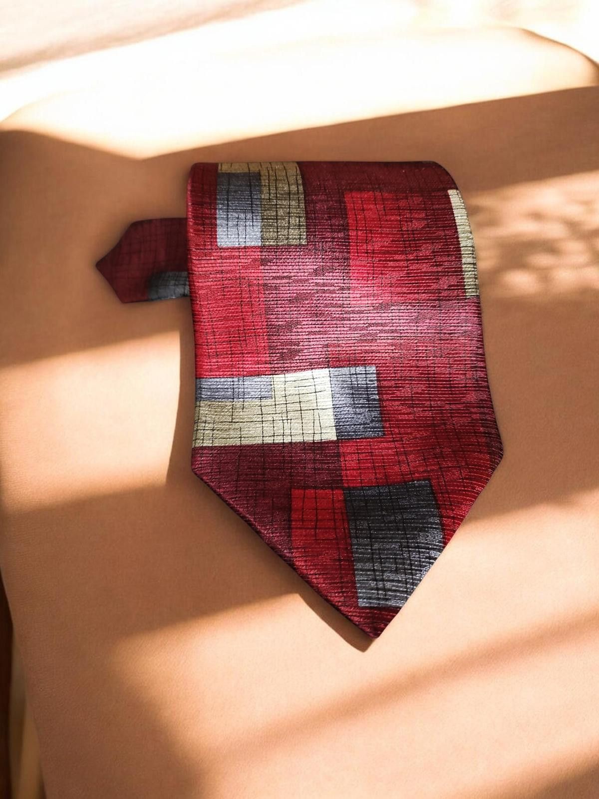 Other Essante 100% Imported Silk Tie with Geometric Pattern Size ONE SIZE - 3 Thumbnail