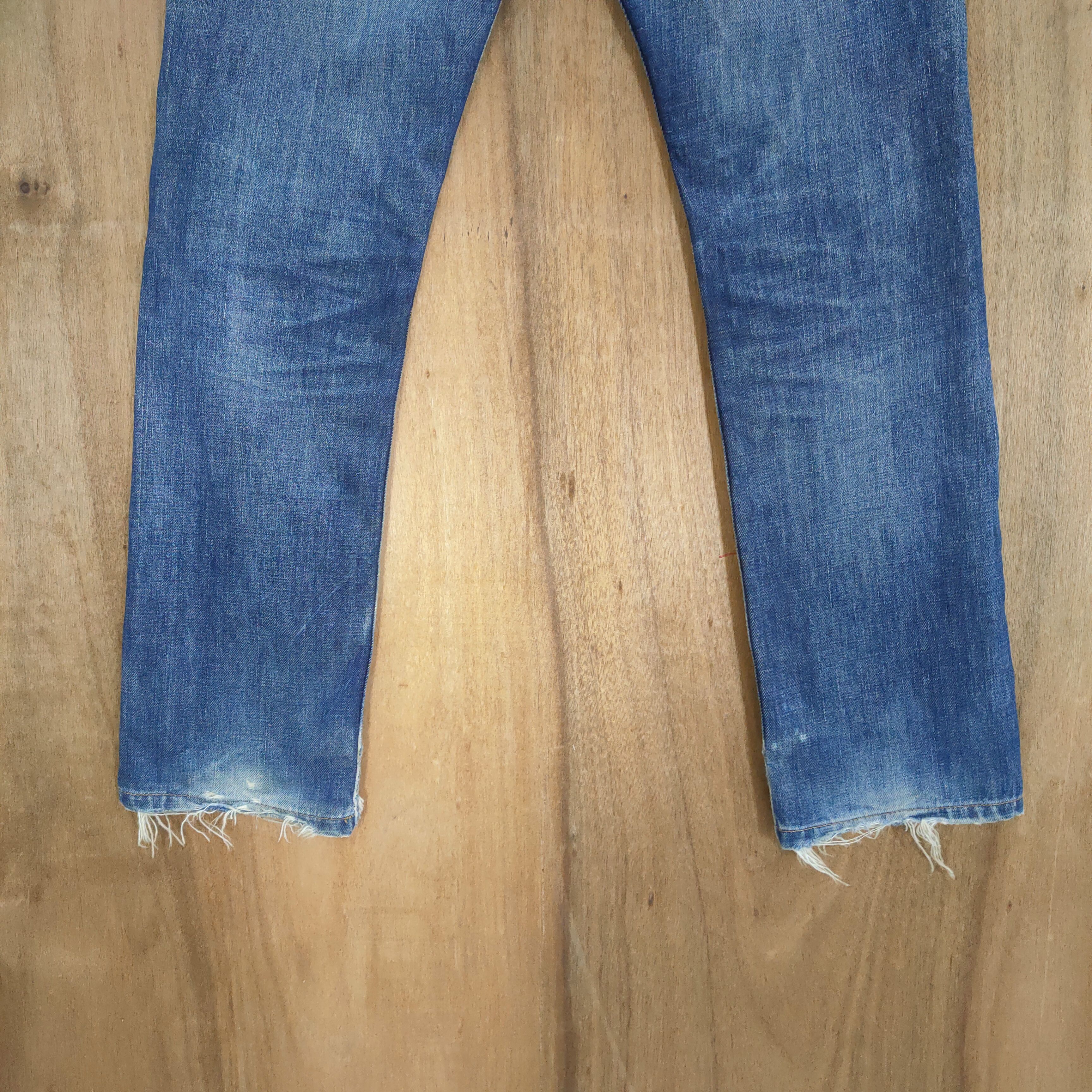 Levi's Vintage Clothing VINTAGE LEVI'S 505 FADED DISTRESSED DENIM JEANS PANTS Size US 28 / EU 44 - 13 Thumbnail