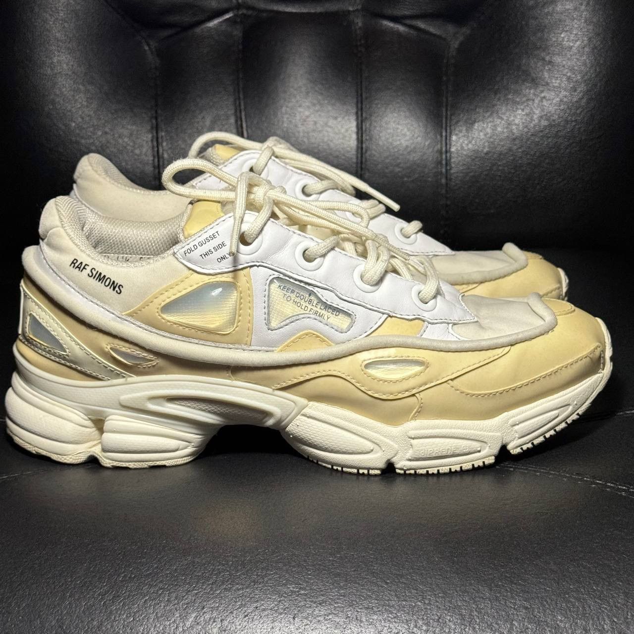 Adidas × Raf Simons Adidas Raf Simons Ozweego bunny cream white Size US 8 / EU 41 - 1 Thumbnail