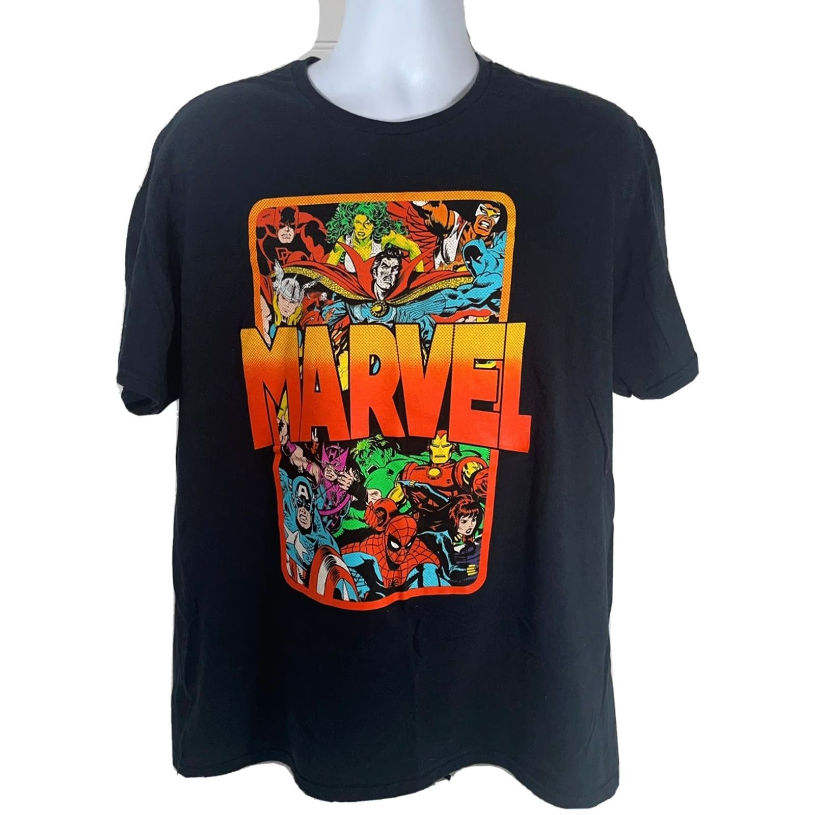 Vintage VINTAGE Marvel Group Graphic Shirt Men 2XL Black Crew Neck Short Sleeve Cotton RN#86947 Size US XXL / EU 58 / 5 - 2 Thumbnail