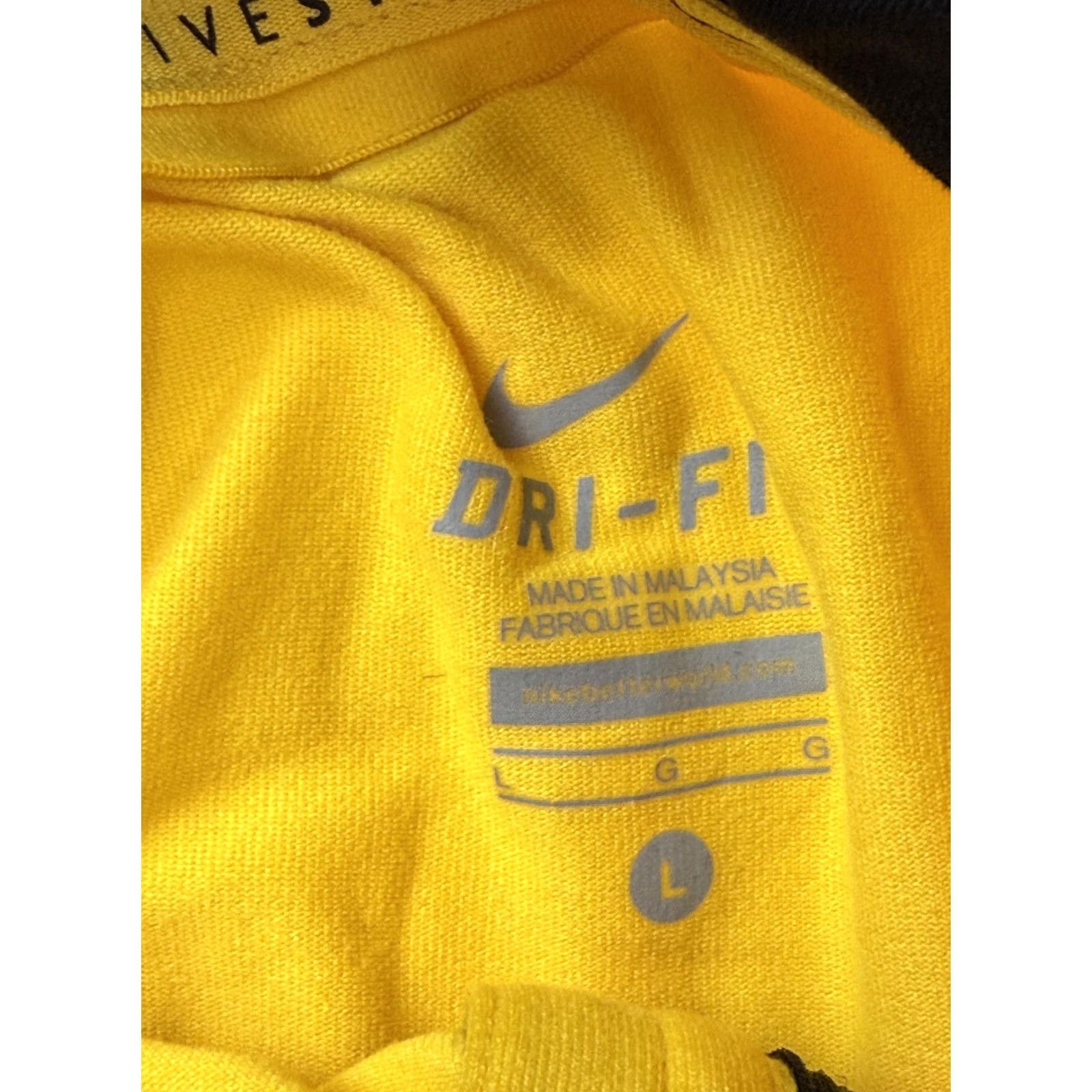 Nike Nike Dri-FIT Pullover Womens Large Yellow 1/4 Zip Long Sleeve Top Size L / US 10 / IT 46 - 7 Thumbnail