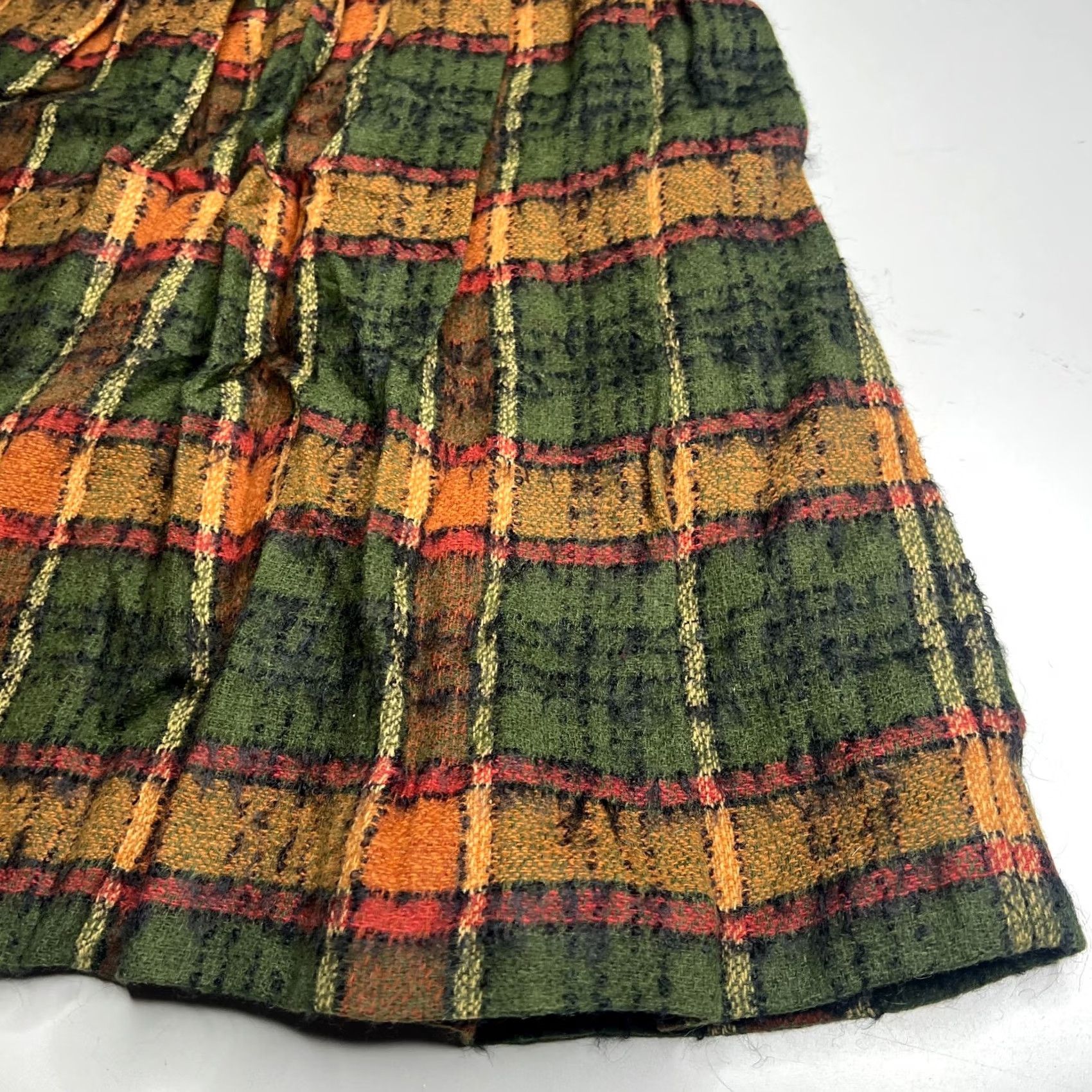 Vintage VINTAGE 1940s Wool Plaid Skirt UNIONMADE ACWA Falcon Zipper USA Wool Pattern Plaid Skirt AS-IS Women/Men? Size 28" / US 6 / IT 42 - 4 Thumbnail