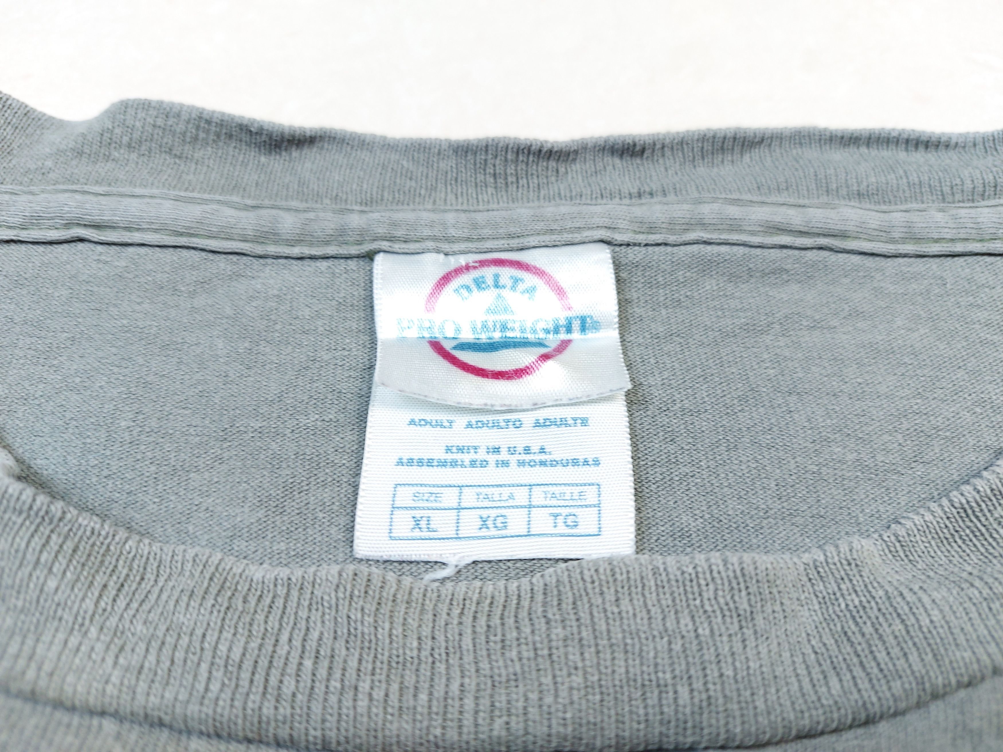 Halo × Microsoft × Vintage Vintage Halo 3 Master Chief 2007 Xbox360 Game Microsoft TEE Size US XXL / EU 58 / 5 - 9 Thumbnail