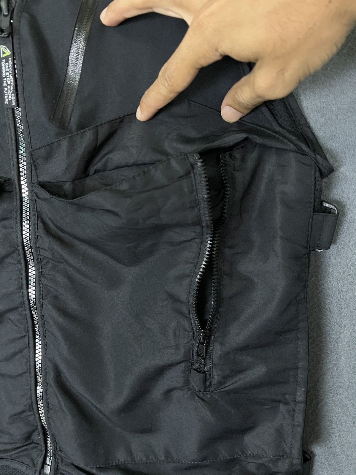 Japanese Brand Makku Tactical Utility Multipocket BS Mesh Vest Size US L / EU 52-54 / 3 - 6 Thumbnail