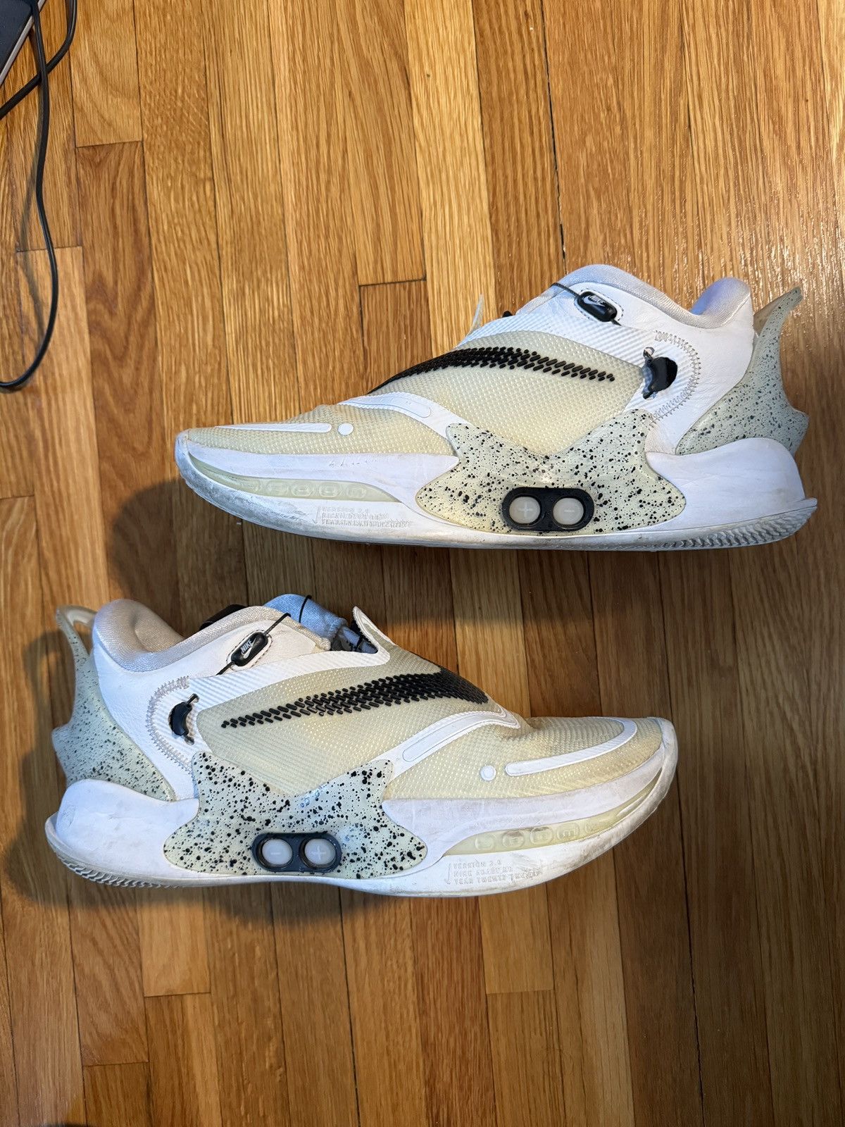 Nike AUTO LACING NIKE ADAPT BB 2.0 WHITE CEMENT - SIZE 10 Size US 10 / EU 43 - 1 Thumbnail