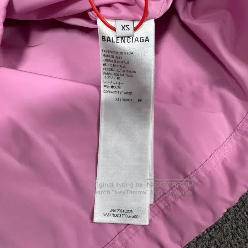 Balenciaga Balenciaga Pink Manchester United Official Logo Print Over Size US XS / EU 42 / 0 - 8 Thumbnail