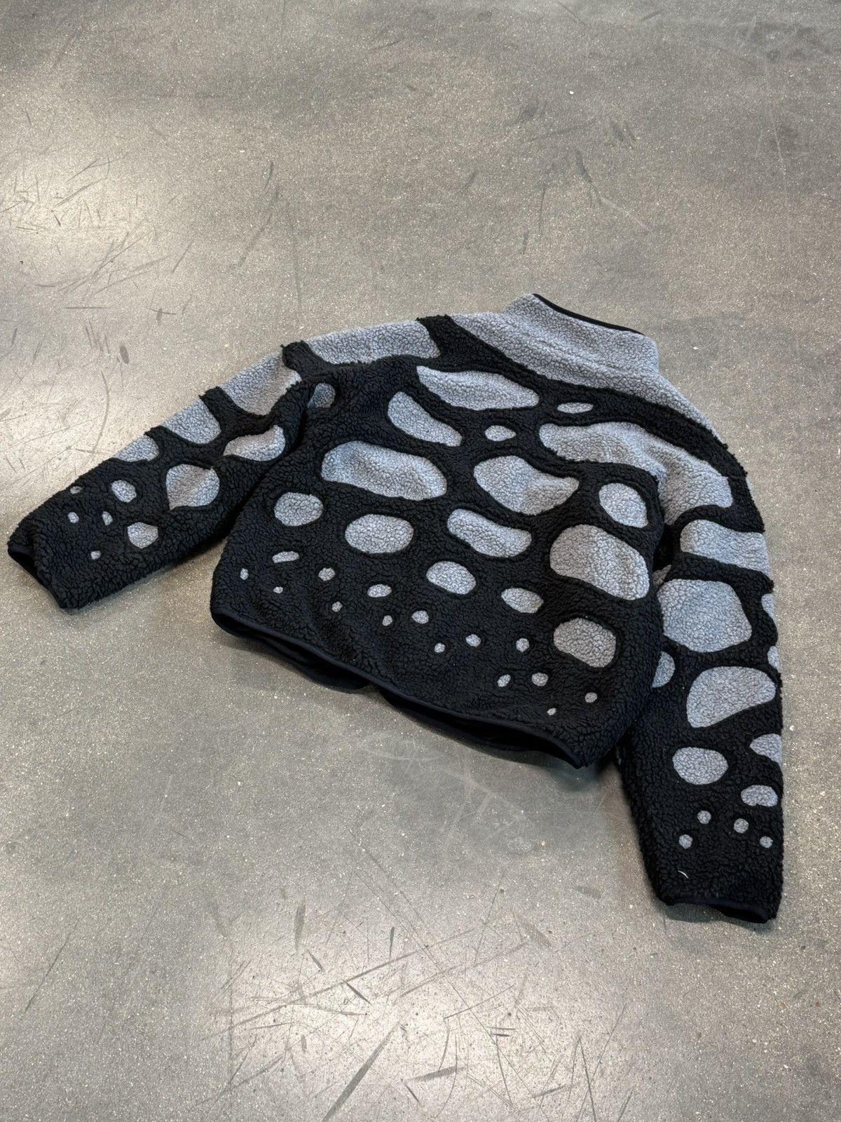 Japanese Brand Black Grey Wave Fleece Jacket Youngchickenpox Size US S / EU 44-46 / 1 - 3 Thumbnail