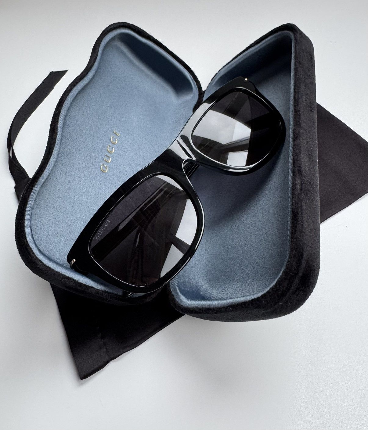 Vintage GUCCI SUNGLASSES GG1444S 001 Size ONE SIZE - 1 Thumbnail