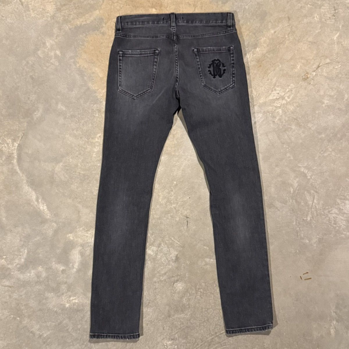 Roberto Cavalli Roberto Cavalli Faded Grey Logo Slim Cut Jeans ERD Grunge Size US 31 - 1 Thumbnail