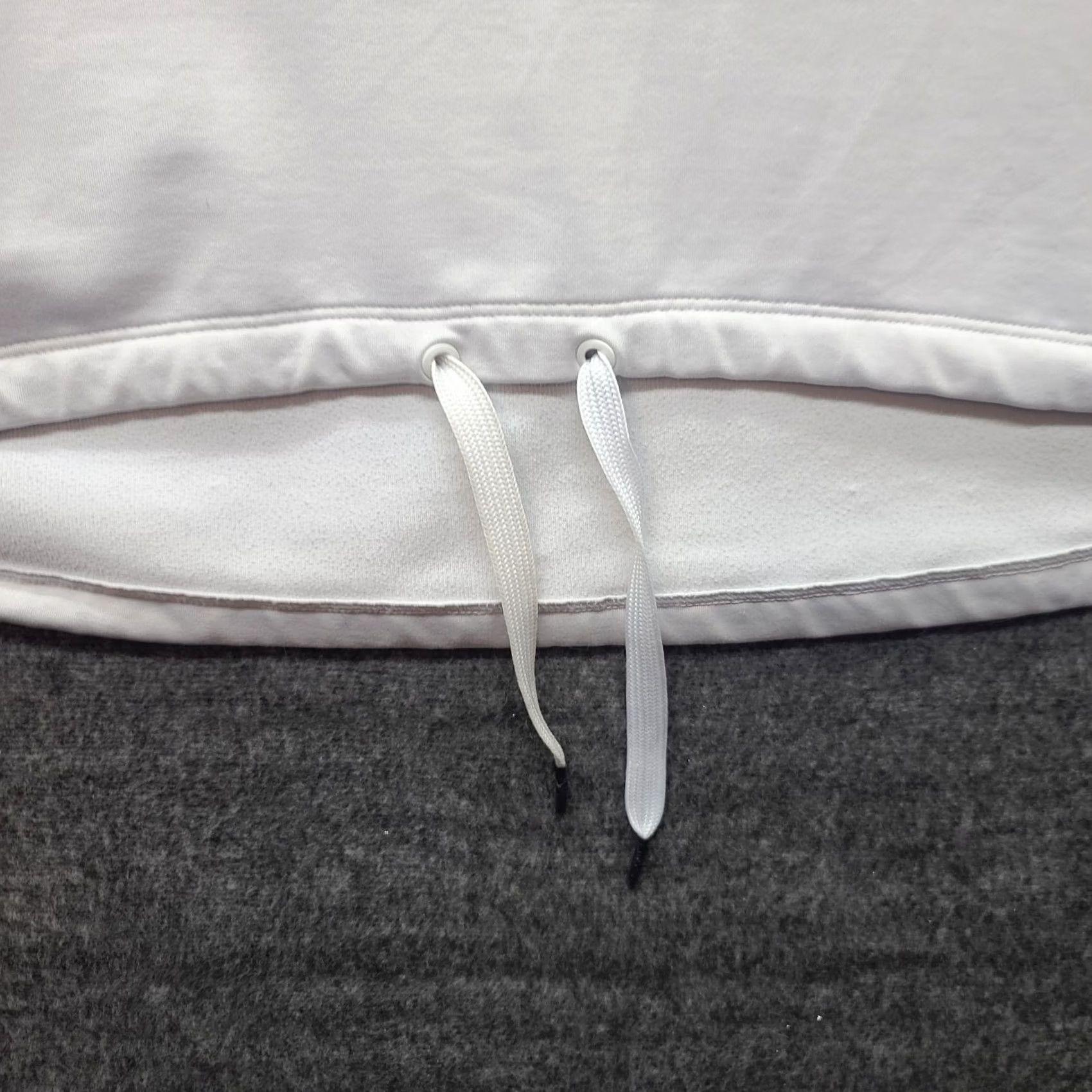 Under Armour Under Armour Sweatshirt Hoddie Womens XL White Pullover Coldgear Logo Knit Long Sleeve Activewear Casual Outdoor Size XL / US 12-14 / IT 48-50 - 6 Thumbnail