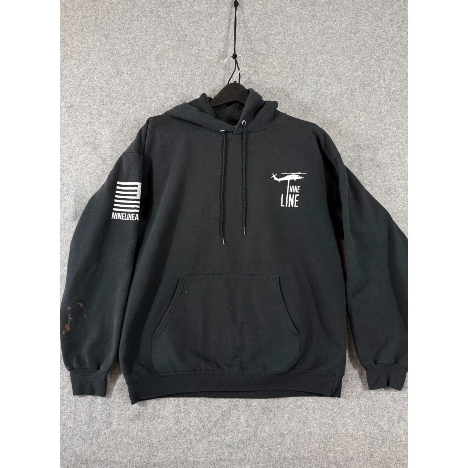 Port & Company Port & Company Nine Line Hoodie Sweatshirt Mens L Black Pullover Drawstring Graphic Logo Pocket Pullover Hooded Patriotic Casual (Vit... wait) Size US L / EU 52-54 / 3 - 3 Thumbnail