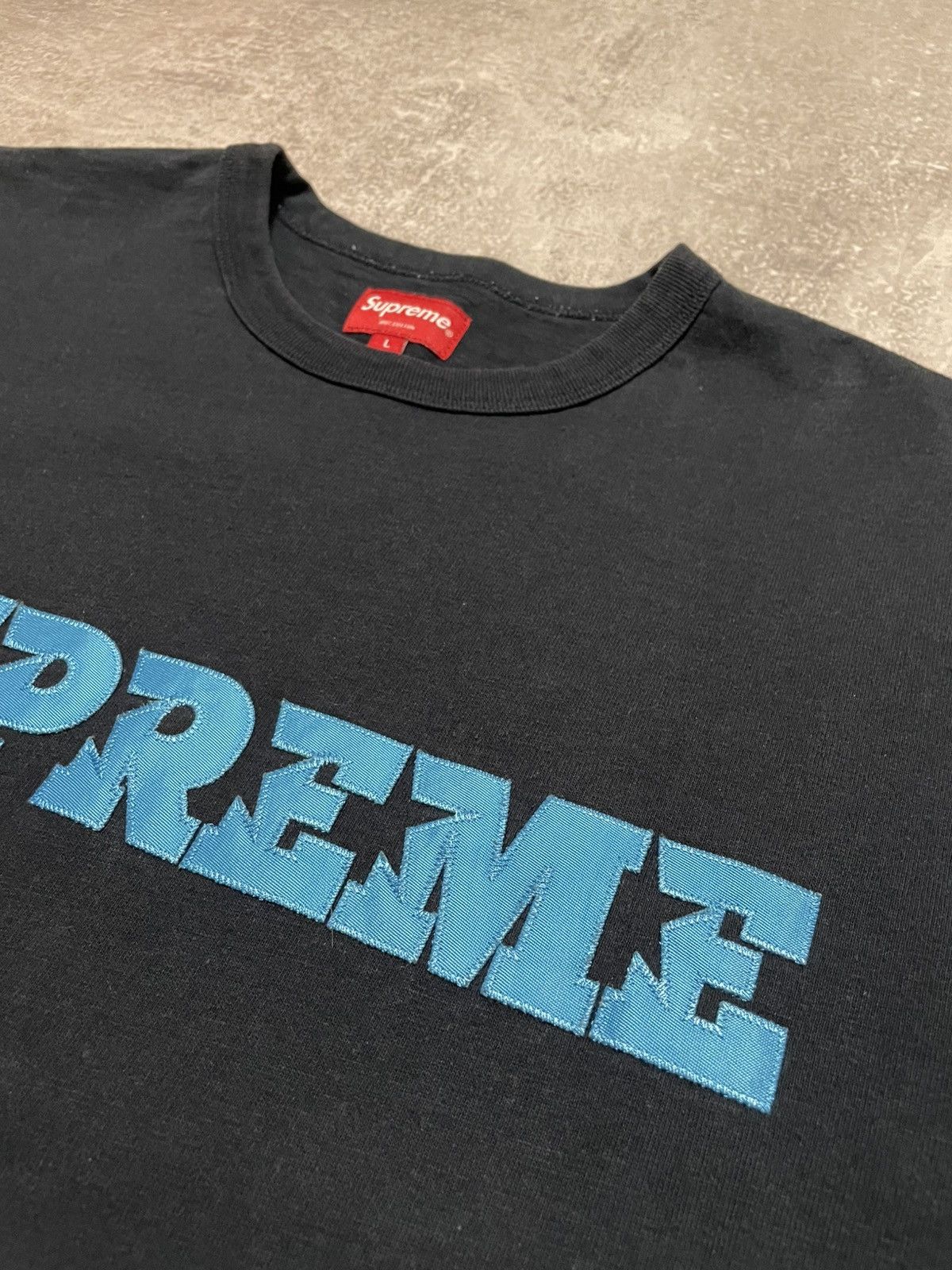 Hypebeast × Supreme Supreme Embroidered Star Logo Heavy T-Shirt Size US L / EU 52-54 / 3 - 10 Thumbnail