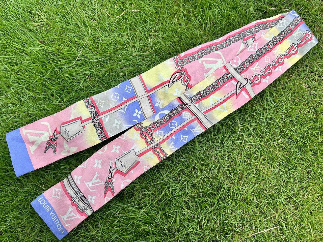 Louis Vuitton Louis Vuitton Silk Escale Confidential Bandeau Scarf Size ONE SIZE - 5 Thumbnail