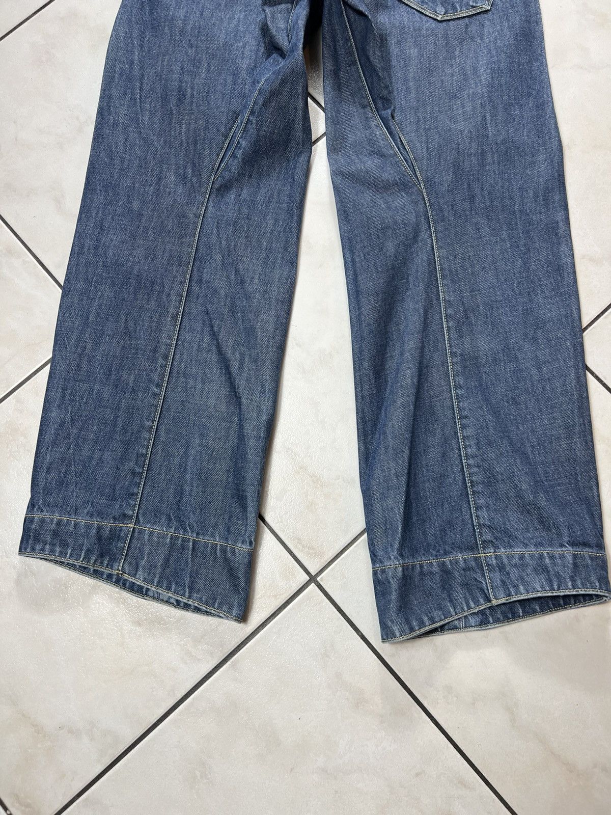 Levi's Vintage Levi’s engineered jeans baggy y2k buckle back 10th Size US 30 / EU 46 - 13 Thumbnail