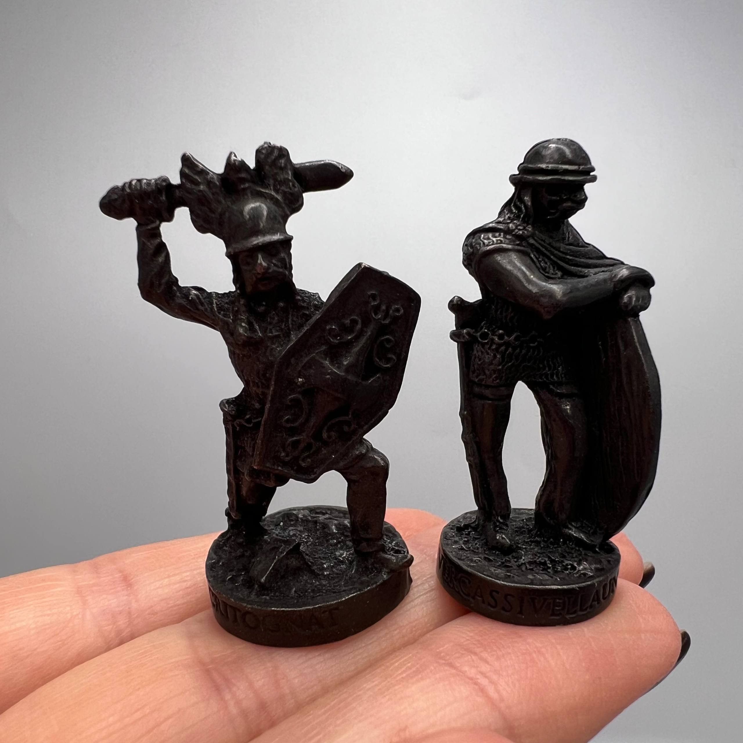Vintage Vintage Bronze Roman Gallic War Soldiers 1980s Set of 7 Size ONE SIZE - 8 Thumbnail