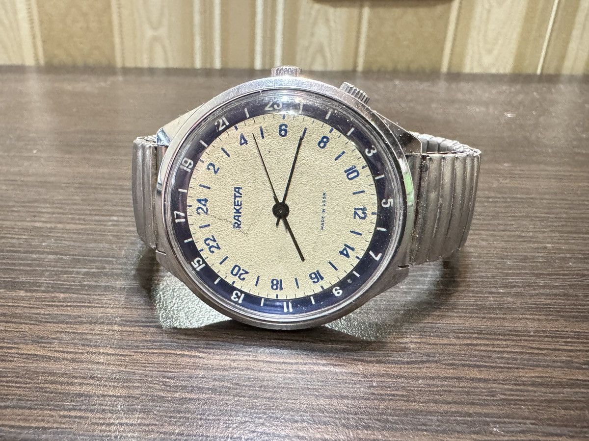 Vintage Raketa Polar Expedition to Antartica Soviet Vintage Watch Size 30 - 1 Thumbnail