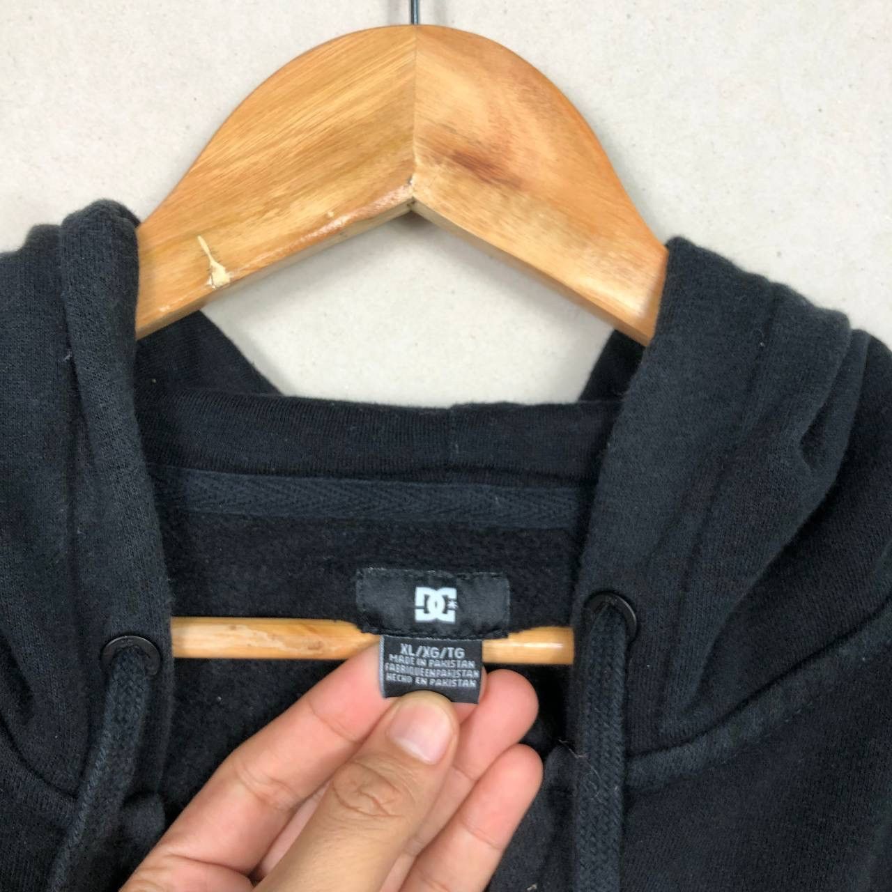 DC Vintage 90s DC Shoes Hoodie Sweatshirt Size US XL / EU 56 / 4 - 5 Thumbnail