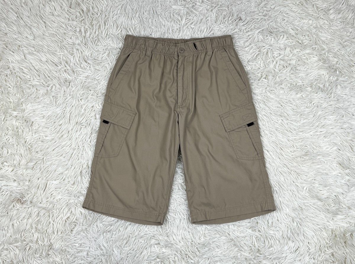 The Unbranded Brand Unbranded Cargo Short Pants Size US 31 - 1 Thumbnail
