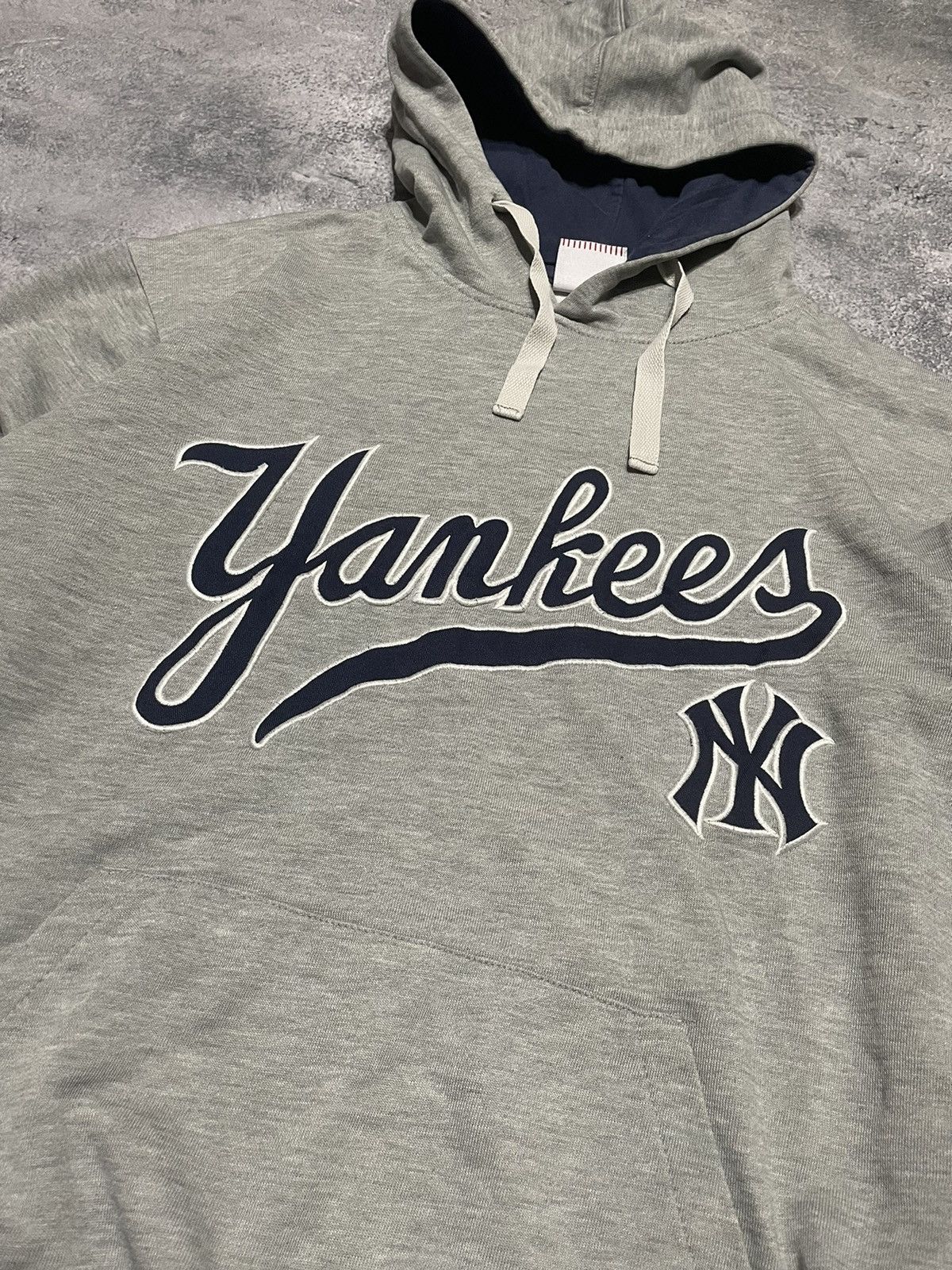 New York Yankees Vintage Hoodie New York yankees Size US L / EU 52-54 / 3 - 3 Thumbnail
