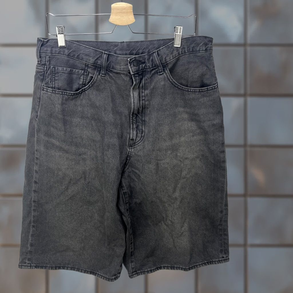 Uniqlo VINTAGE GU Washed Black Denim Baggy Skate Jean Shorts 34 Uniqlo Mens Size US 34 / EU 50 - 1 Thumbnail