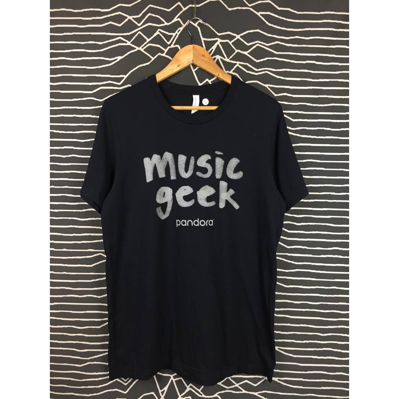 Vintage Music Geek Pandora Music Streaming Tee Size L Size US L / EU 52-54 / 3 - 1 Thumbnail