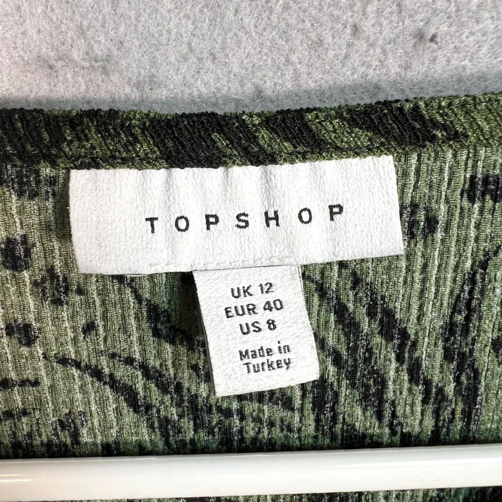 Topshop Topshop Animal Print Dress Women Size 8 Long Sleeve Ruched Mini Green Black Size M / US 6-8 / IT 42-44 - 3 Thumbnail