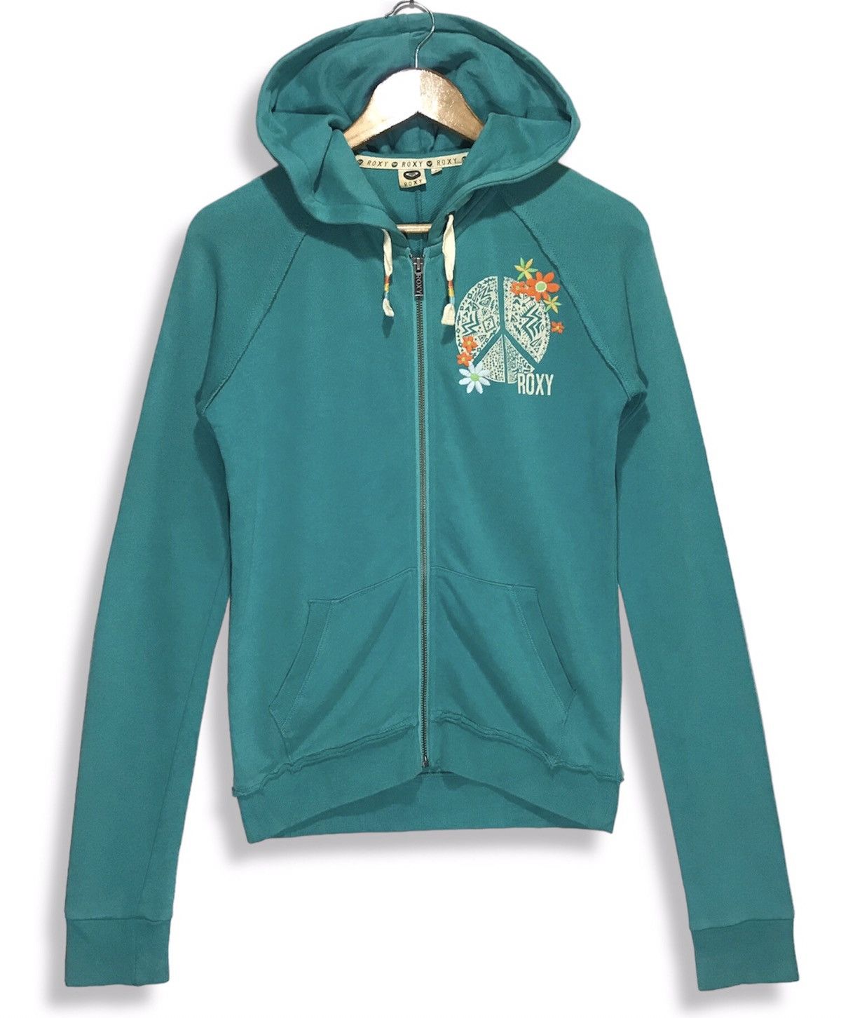 Japanese Brand × Vintage Vintage Roxy JapaneseBrand Hoodie Size XS / US 0-2 / IT 36-38 - 1 Thumbnail