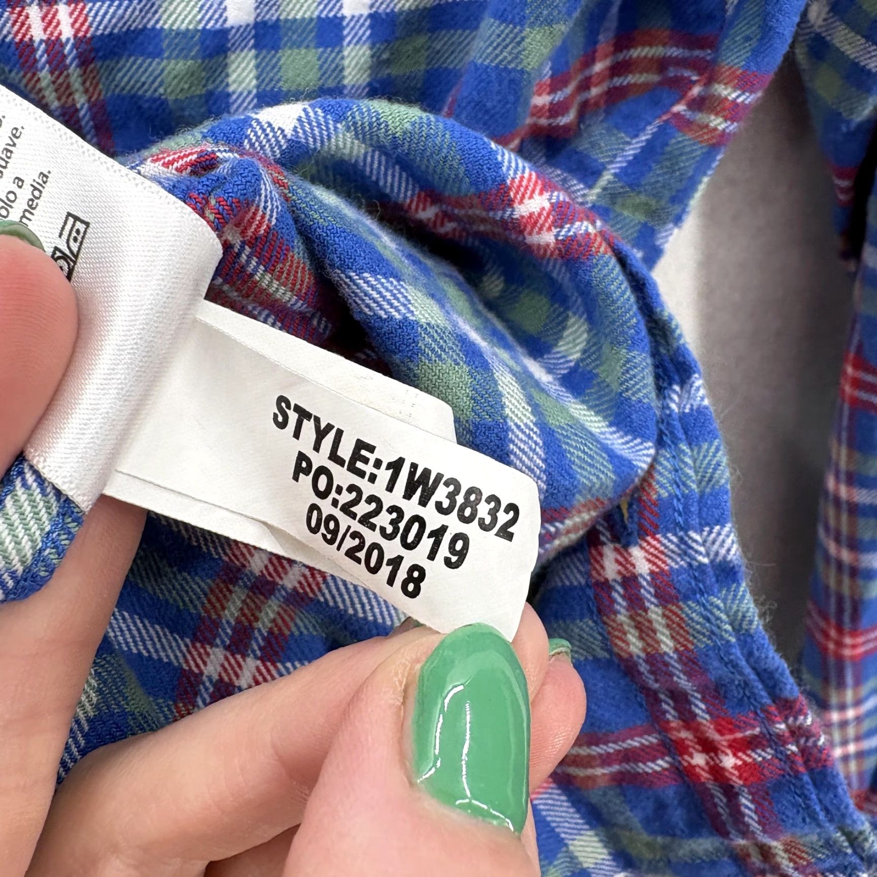 Vineyard Vines Vineyard Vines Slim Tucker Shirt Mens Small Blue Plaid Flannel Long Sleeve Button-Up Size US S / EU 44-46 / 1 - 6 Thumbnail
