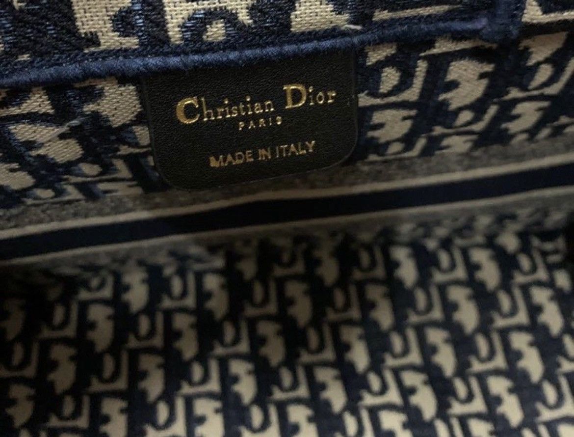 Christian Dior Monsieur Dior Small Dior Book Tote Blue Dior Oblique Embroidery Size ONE SIZE - 5 Thumbnail
