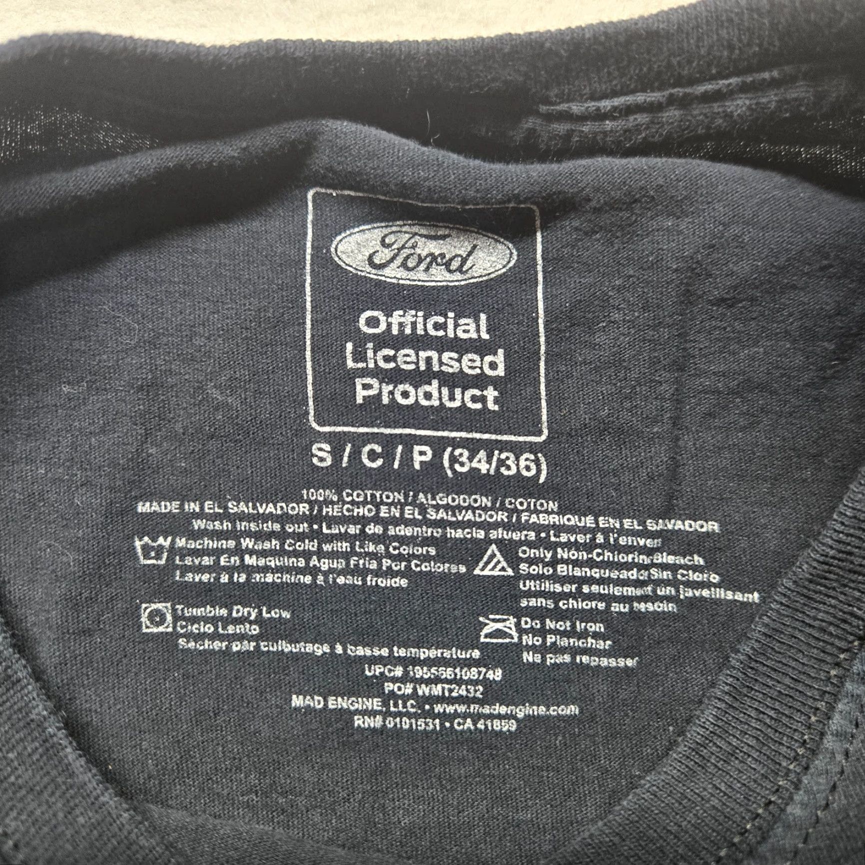 Ford VINTAGE Ford Mustang Logo T-Shirt Adult Small Black Car Transportation USA 80s 90s Mens Size US S / EU 44-46 / 1 - 3 Thumbnail