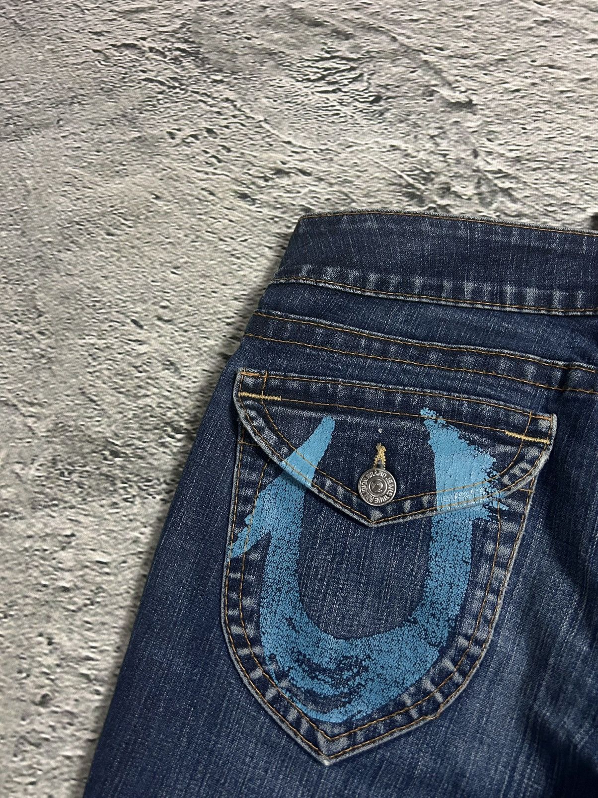 True Religion True Religion vintage blue jeans big logo painted bootcut Size US 30 / EU 46 - 3 Thumbnail
