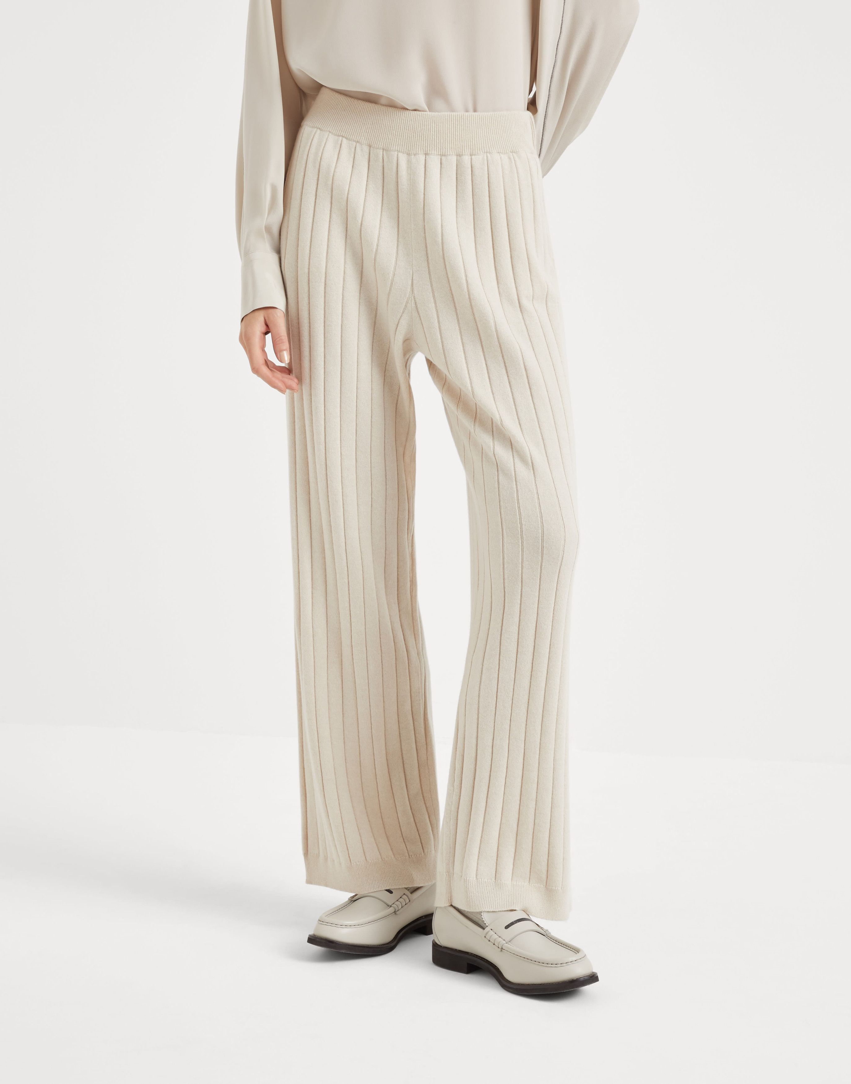 Brunello Cucinelli o1la1rc1a1025 Cashmere Pants in Ivory Size 28" / US 6 / IT 42 - 1 Thumbnail