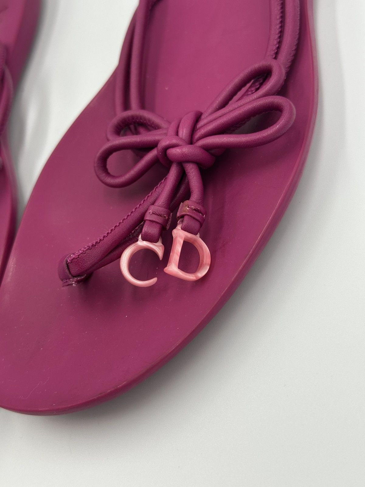 Dior Dior rubber flip flops thongs with box and dustbag Size US 6 / IT 36 - 8 Thumbnail