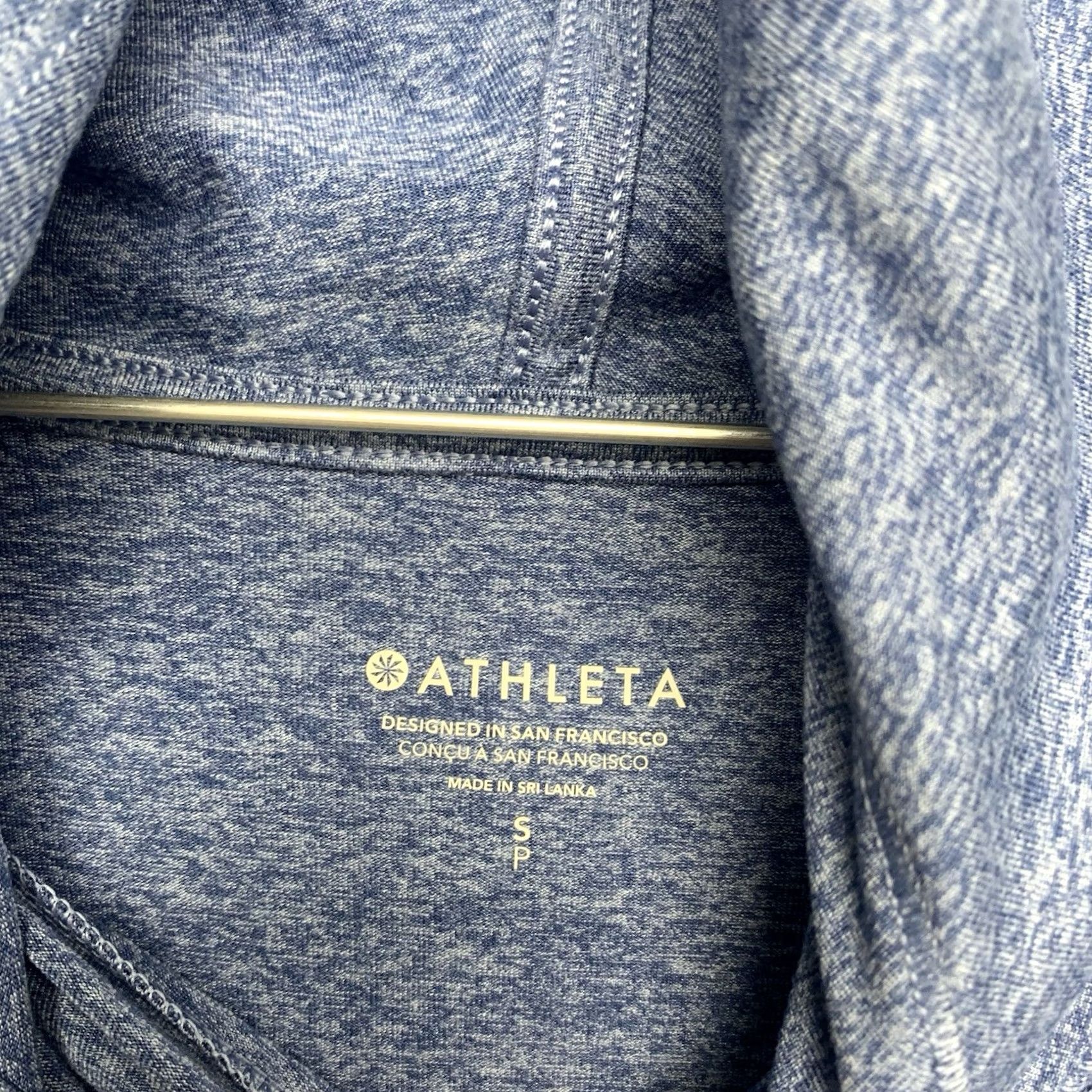 Athleta Athleta Hoodie Shirt Womens Small Uptempo Funnel Neck Athleisure Pullover Gym Blue Regular Size S / US 4 / IT 40 - 3 Thumbnail
