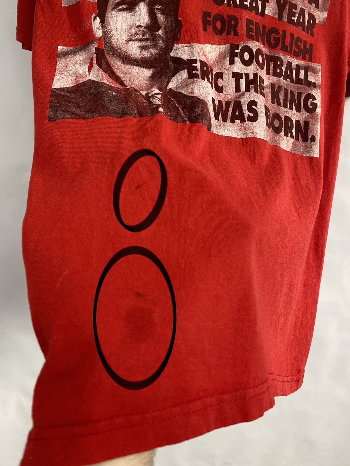 Fruit Of The Loom Vintage Eric Cantona T-Shirt Soccer Legend Rare Retro Size US S / EU 44-46 / 1 - 10 Thumbnail