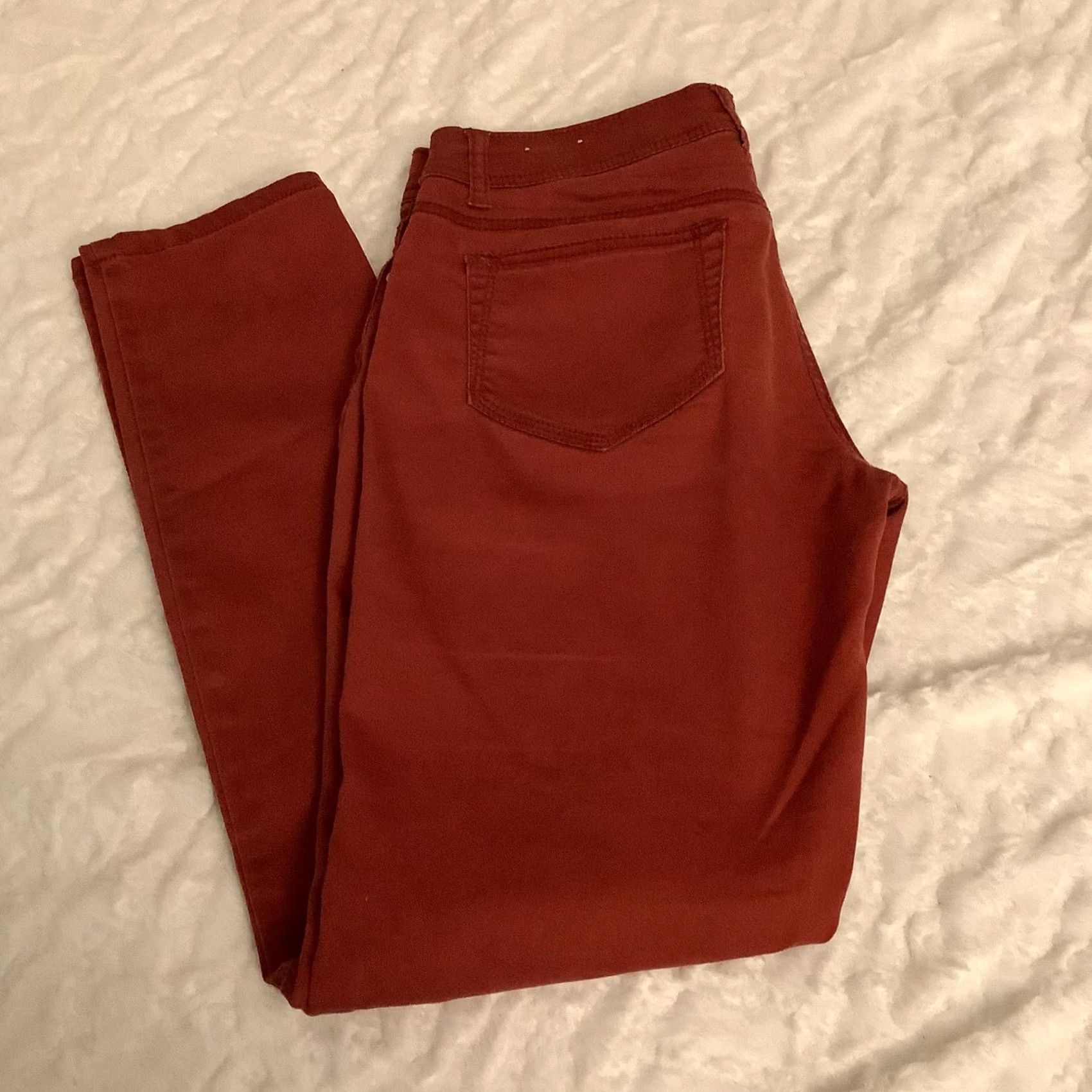 Mossimo Mossimo Jeans Women's Juniors Size 9 Red Skinny Fit 28in Inseam Jeans Skinny Low Rise Contemporary Pattern Solid Button Closure Mens? Size 30" / US 8 / IT 44 - 6 Thumbnail