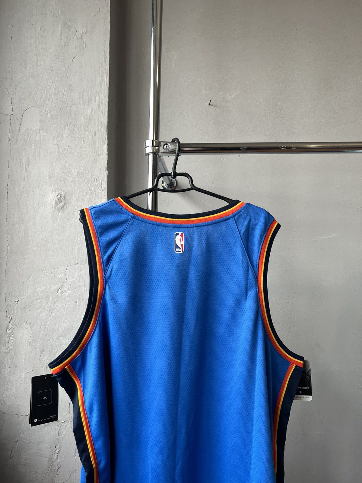 Nike NWT 2017 NBA OKLAHOMA CITY THUNDER NIKE BASKETBALL JERSEY Size US XXL / EU 58 / 5 - 16 Thumbnail