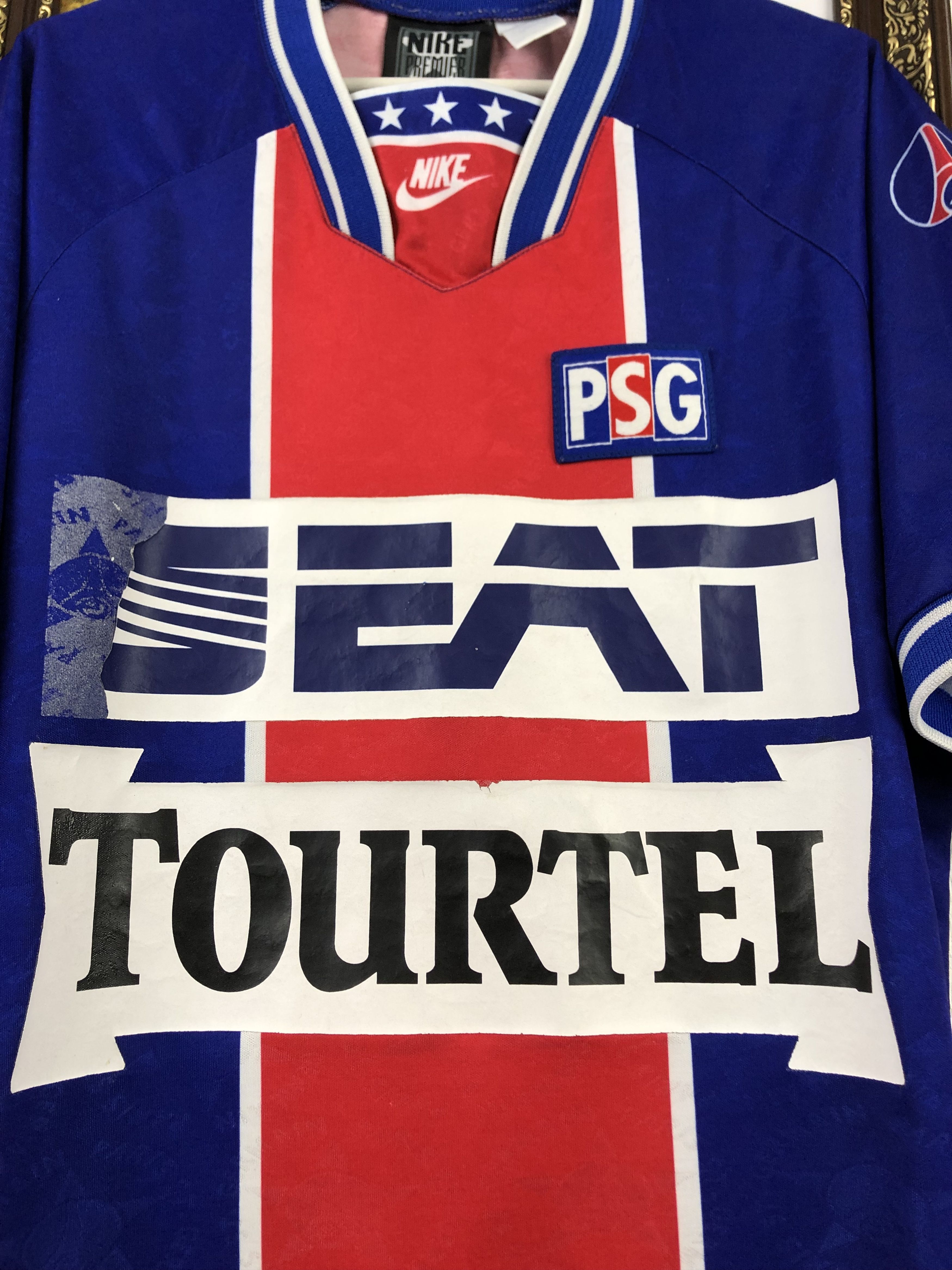 Nike Paris Saint-Germain football shirt 1994 Soccer Nike Jersey Size US L / EU 52-54 / 3 - 5 Thumbnail