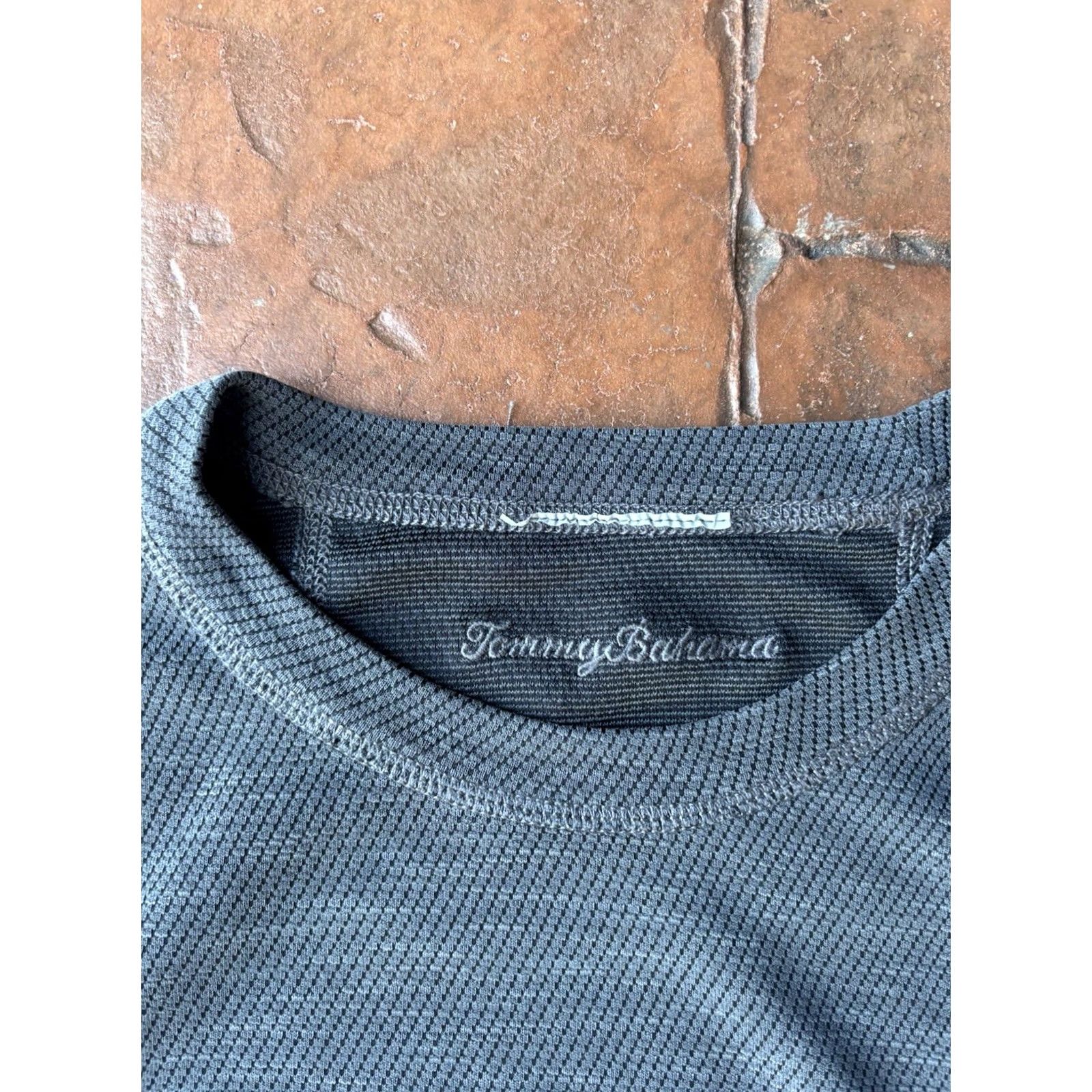 Tommy Bahama Tommy Bahama CoolMax Thermal Shirt Mens XL Grey Long Sleeve Crewneck Modal Polyester Lightweight Moisture Wicking Quick Dry Logo Autumn Winter Size US XL / EU 56 / 4 - 2 Thumbnail