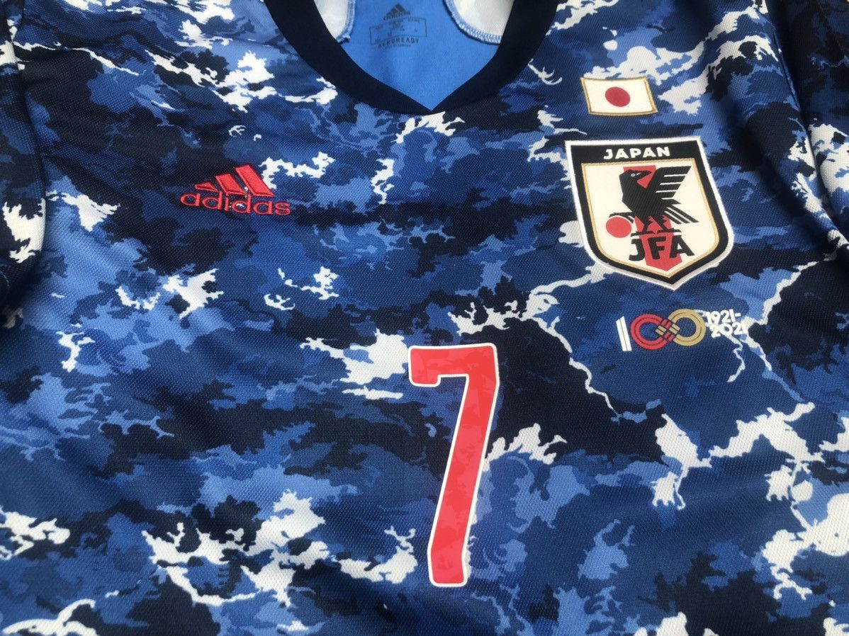Japan 20/21 home shirt #7 Mitoma (Bnwt)