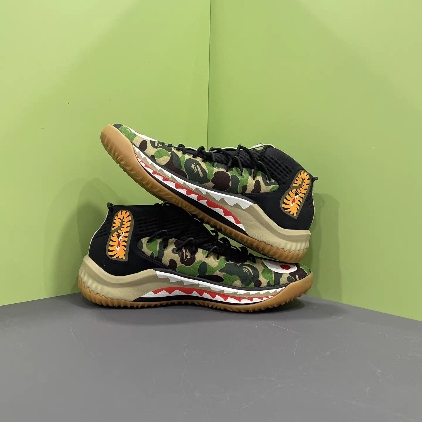 Bape BAPE x adidas Dame 4 Green Shark Basketball Shoes K15 Size US 9 / EU 42 - 5 Thumbnail