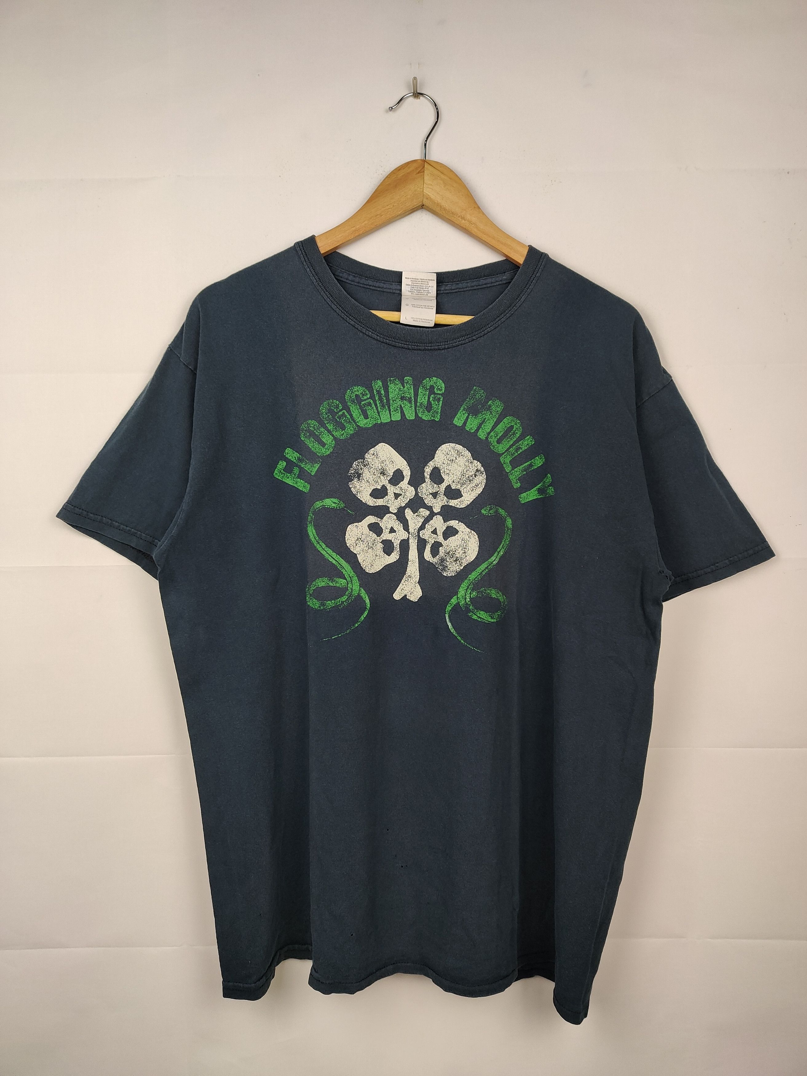 Band Tees Y2K Distressed Flogging Molly Band Shirt Size US L / EU 52-54 / 3 - 1 Thumbnail