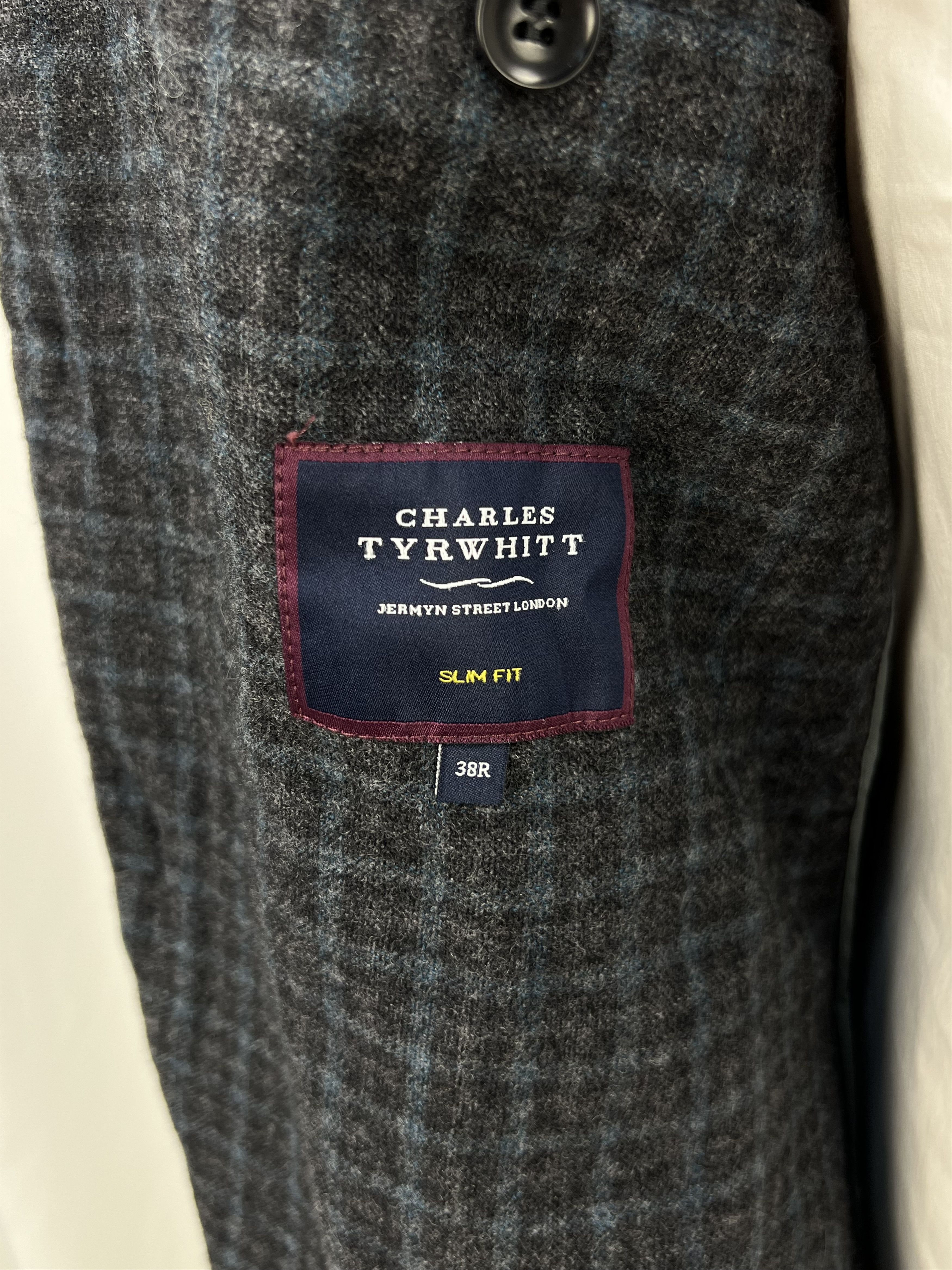 Charles Tyrwhitt Soft Italian Wool\Cashmere Slim Check Sport Coat Size 38R - 7 Thumbnail
