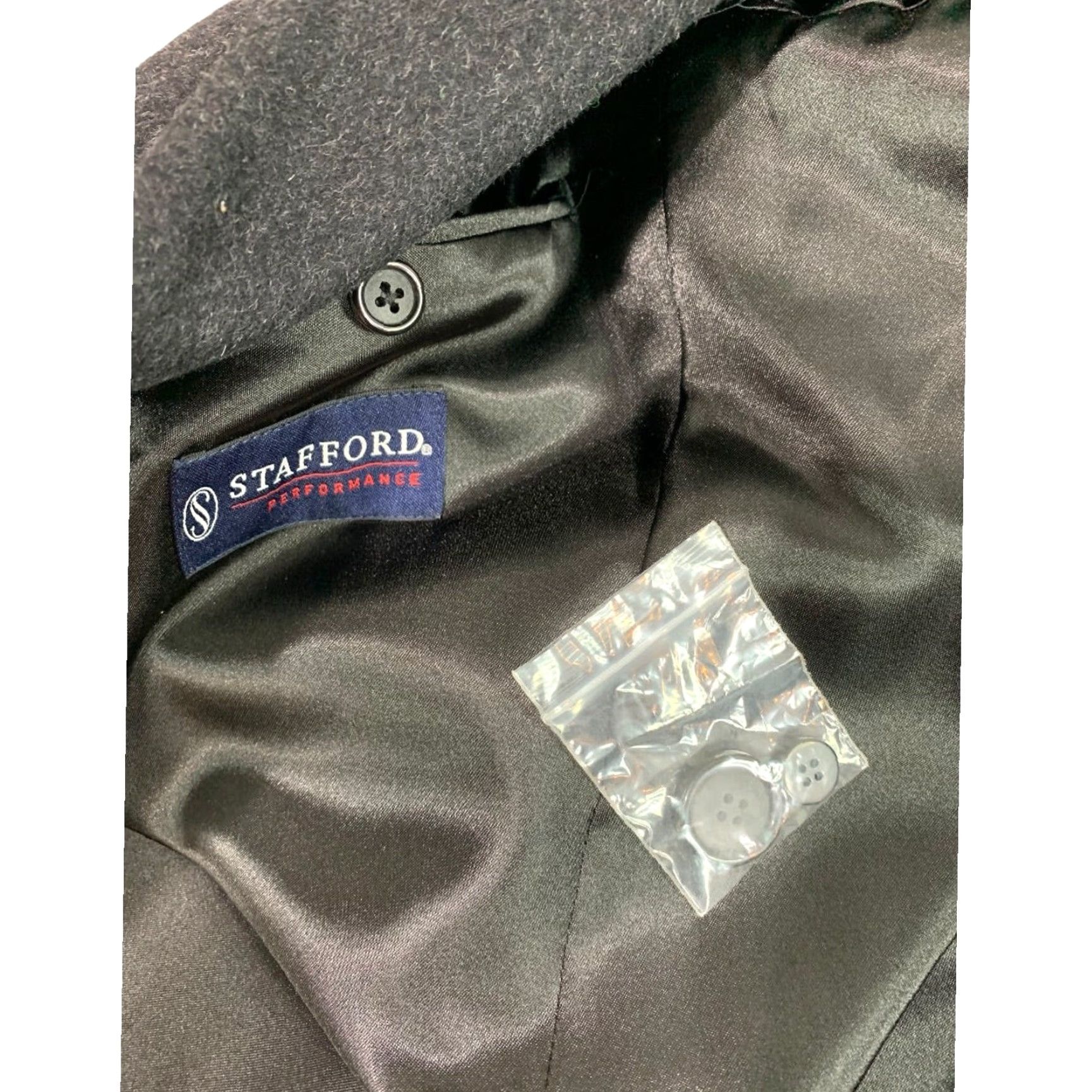 Stafford Stafford Performance Overcoat Coat Mens Wool Blend Charcoal 42S Short Wool Blend 42S Gray 80% wool 20% nylon Mens Medium? Size US 42 / EU 58 - 8 Thumbnail
