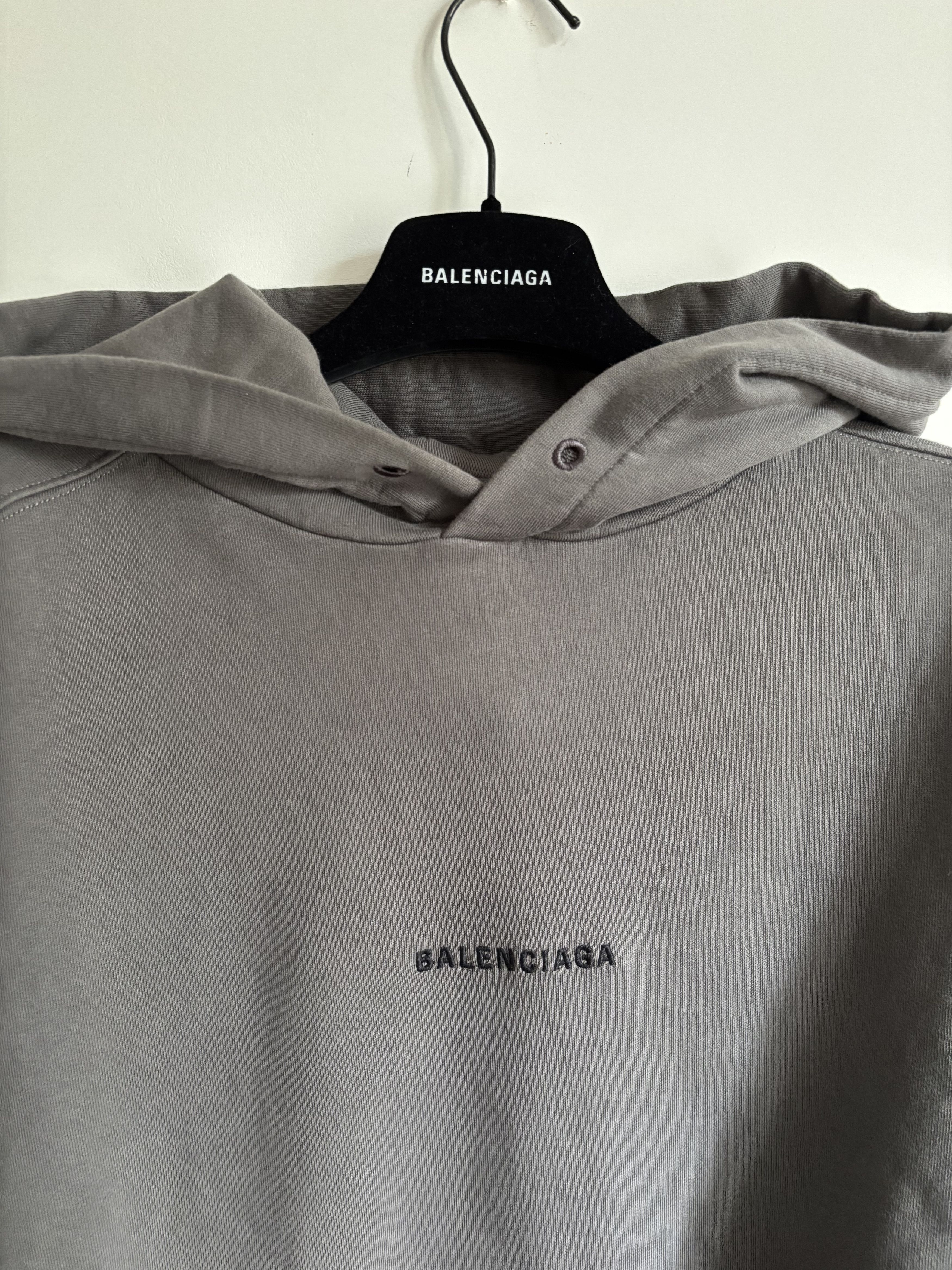 Balenciaga Balenciaga grey logo hoodie Size US S / EU 44-46 / 1 - 4 Thumbnail