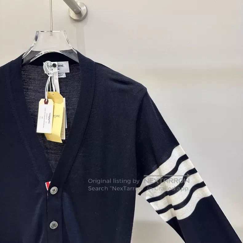 Thom Browne Thom Browne Classic Four Stripe Wool Cardigan in Dark Blue Size US M / EU 48-50 / 2 - 4 Thumbnail