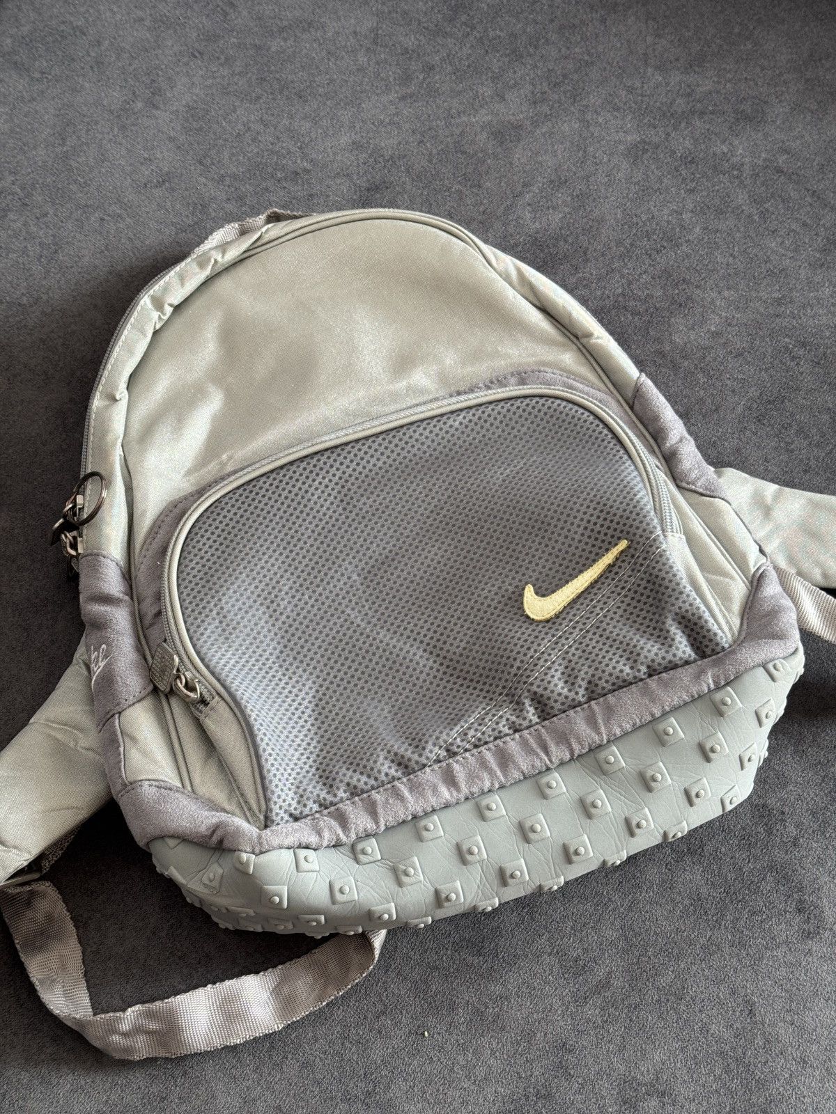 Other Vintage Nike Grey Bagpack 90’s Y2K Size ONE SIZE - 4 Thumbnail