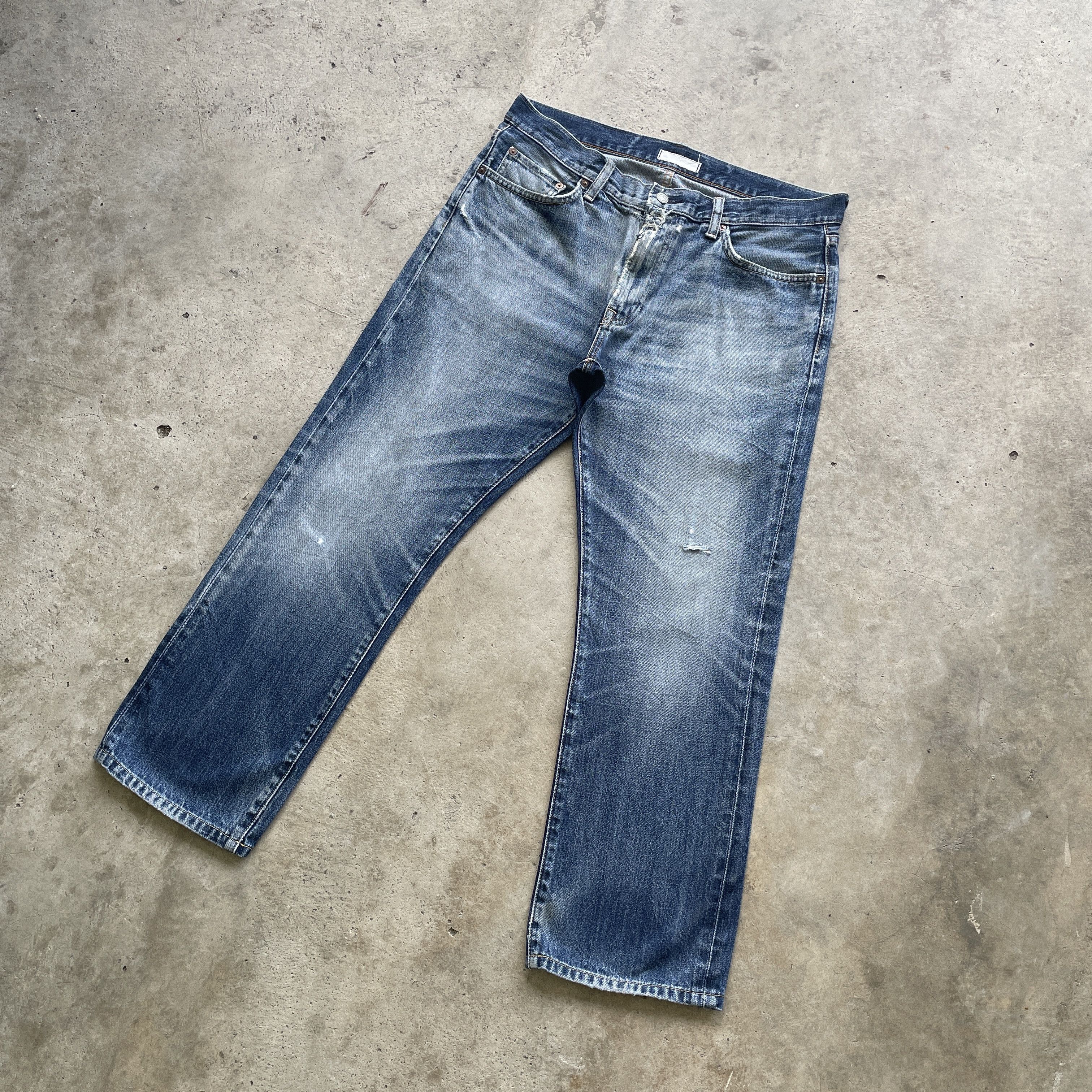 Japanese Brand VINTAGE JAPANESE DISTRESSED FADED JEANS PANTS DENIM W35 Size US 35 - 1 Thumbnail