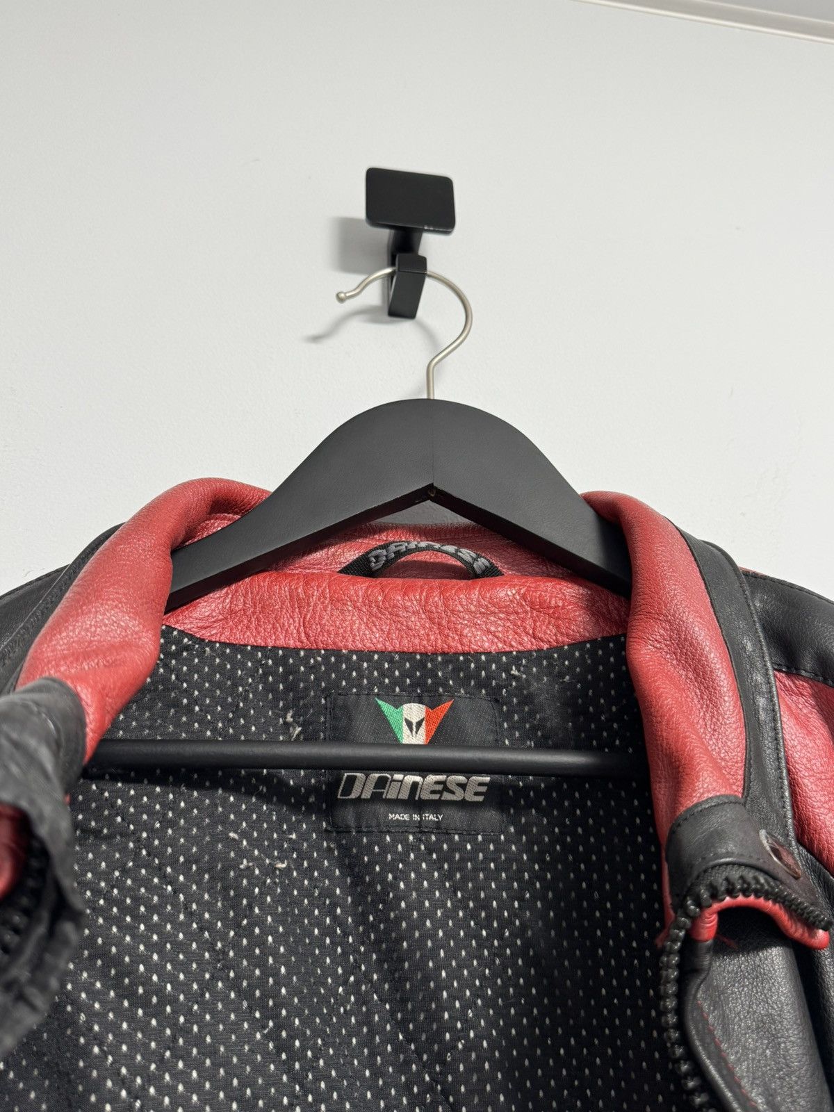 Dainese DAINESE GTR Superbike Men's Motorcycle Jacket Made in ITALY Size US M / EU 48-50 / 2 - 18 Thumbnail